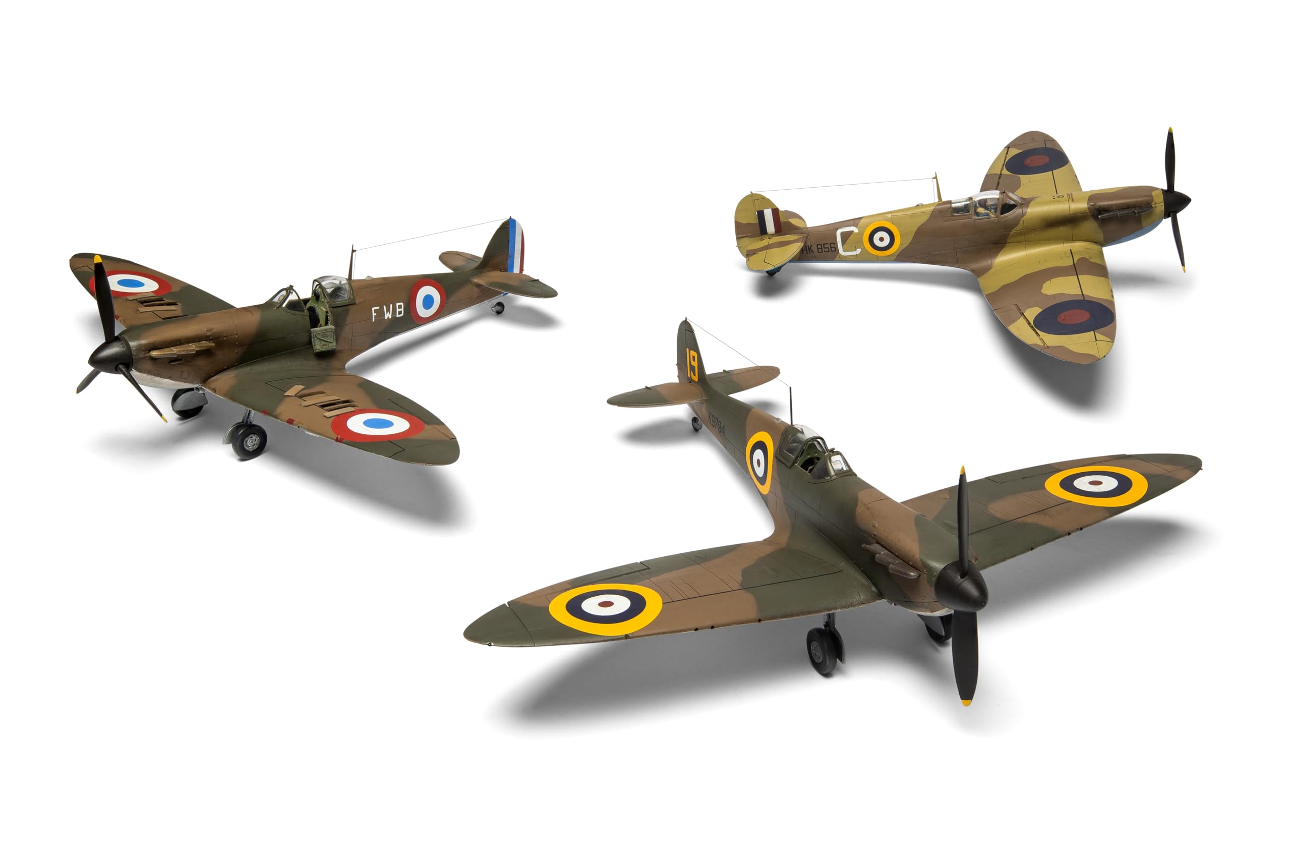 Amazon | エアフィックス 1/48 スーパーマリーン スピットファイア Mk