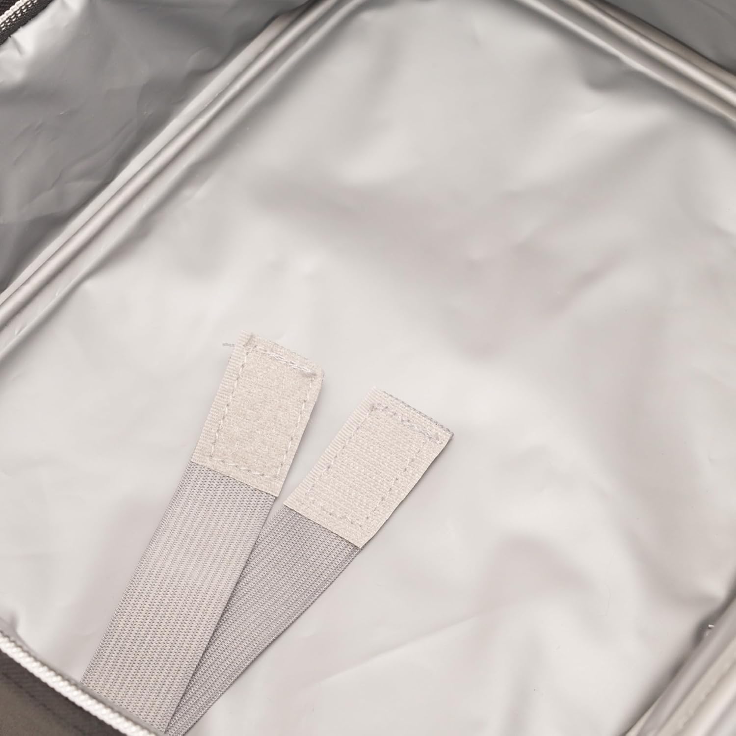 Ruz - Mickey Mouse Insulated Lunch Box with Adjustable Shoulder Straps - Image 7