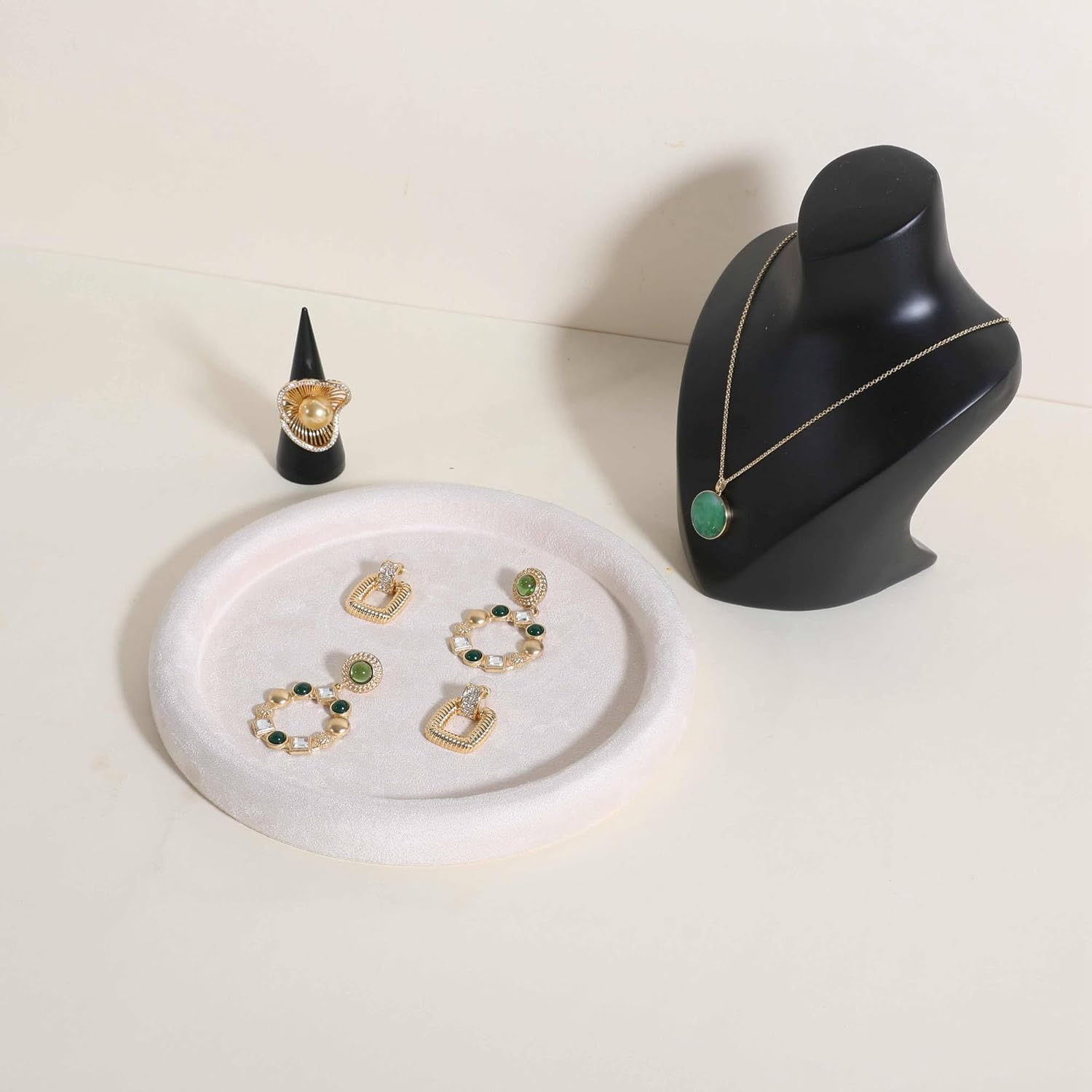 GemeShou Round Jewelry Organizer Plate, Top Microfiber Velvet Jewelry Display Tray, Empty Jewelry Showcase Tray for Necklaces, Bracelets, Rings, Earrings (Cream-Medium, 7.9 x 7.9 in) - Image 9