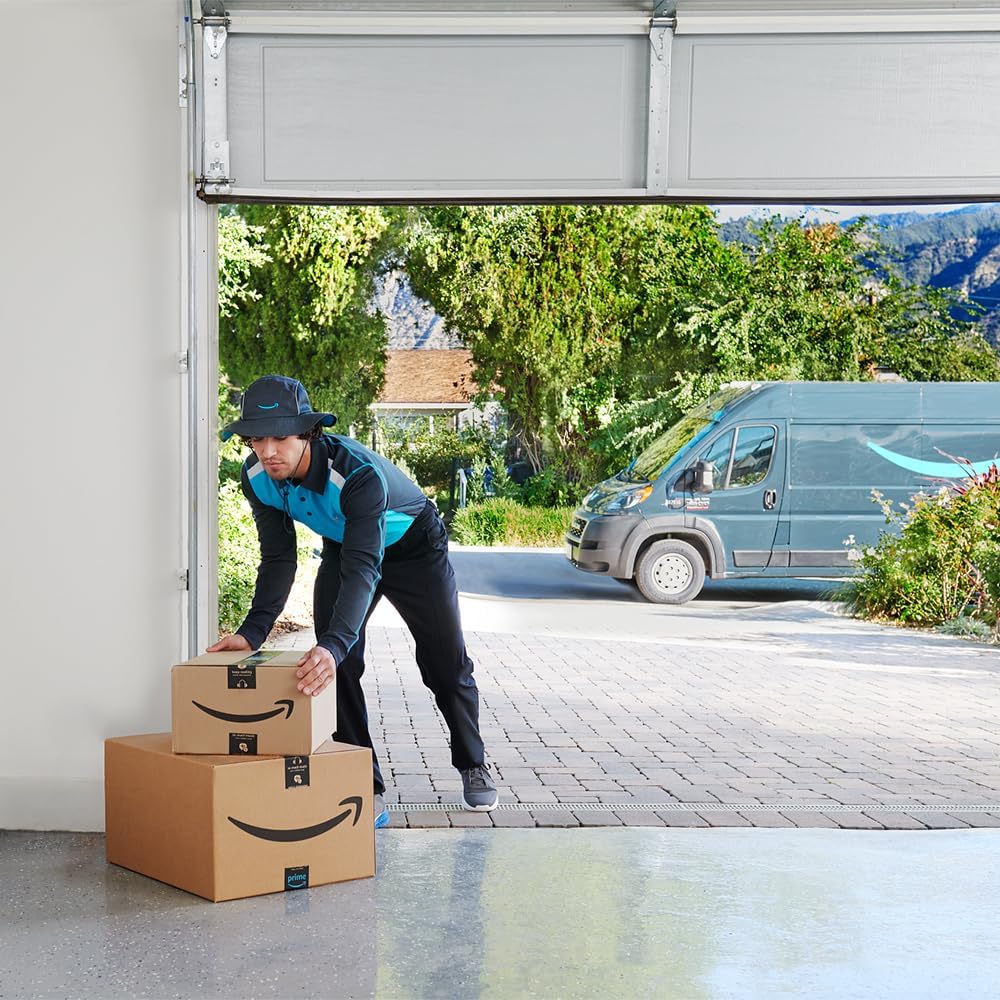 Chamberlain B4643T Smart Built in Camera-myQ Smartphone Controlled-Ultra Quiet, Strong Belt Drive, Blue Garage Door Opener