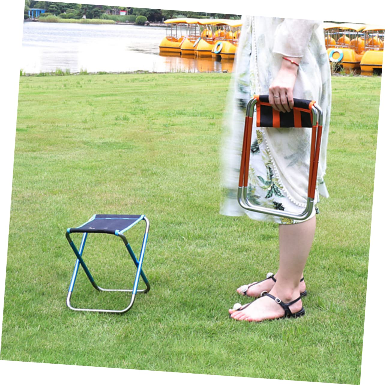 Sgabello Portatile Da Campeggio Sgabello Campeggio Comodo Accessorio Da Spiaggia Realizzato in Materiale Di Resistente e Pratico in Pochi Secondi
