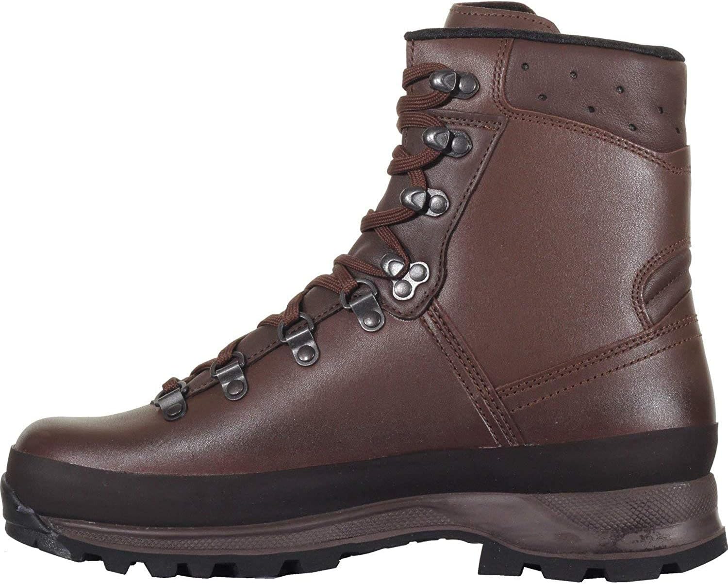 Lowa Mountain Boots GTX Black, dark brown