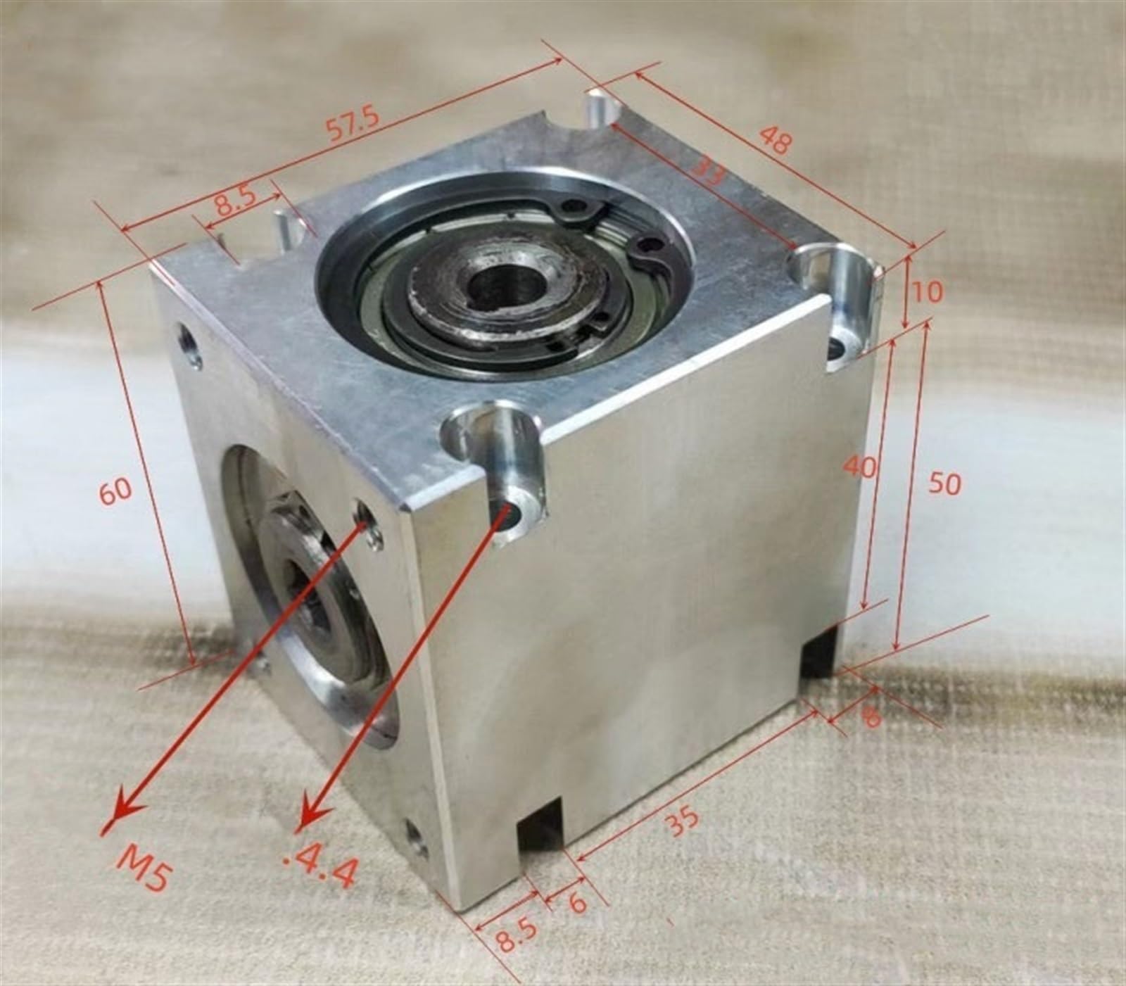 Kegelradgetriebe, mechanische Lenkung, 1 Stück, 1:1 Spiralkommutator, 8 mm Sechskantloch, 90-Grad-Untersetzung, einzelne Ausgangswelle, Umkehrrichtung