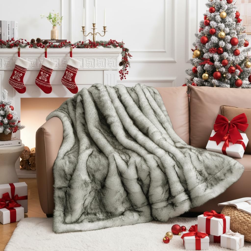 HOMFINE Lujosa Manta Piel Sintetica - Manta de Piel Sintética Mantas Pelo Sintetico Largo Suave para Cama Invierno Sofa, 230x270 cm Blanco OEKO-TEX STANDARD 100