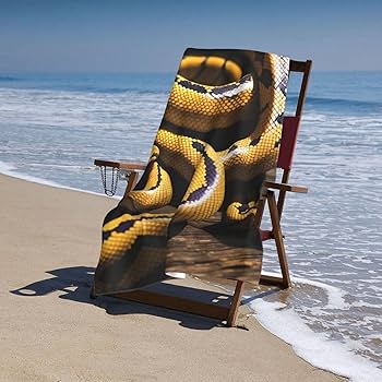 Amazon｜ヘビ柄マイクロファイバーバスタオル 130 × 80 センチ