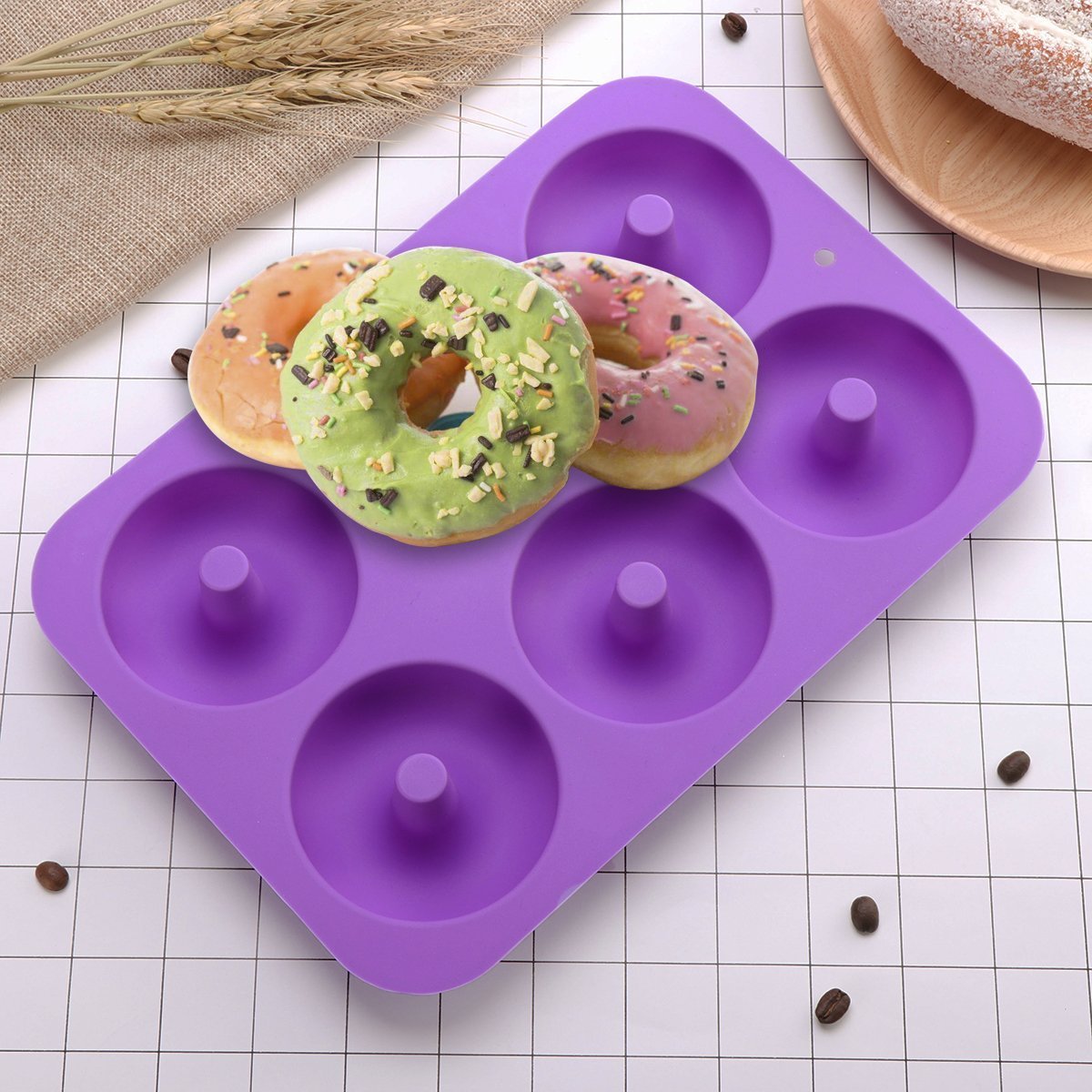 Image secondaire de Lot de 2 moules à donuts anti-adhésifs en silicone à 6 emplacements pour gâteaux, biscuits, bagels, muffins (violet foncé et vio