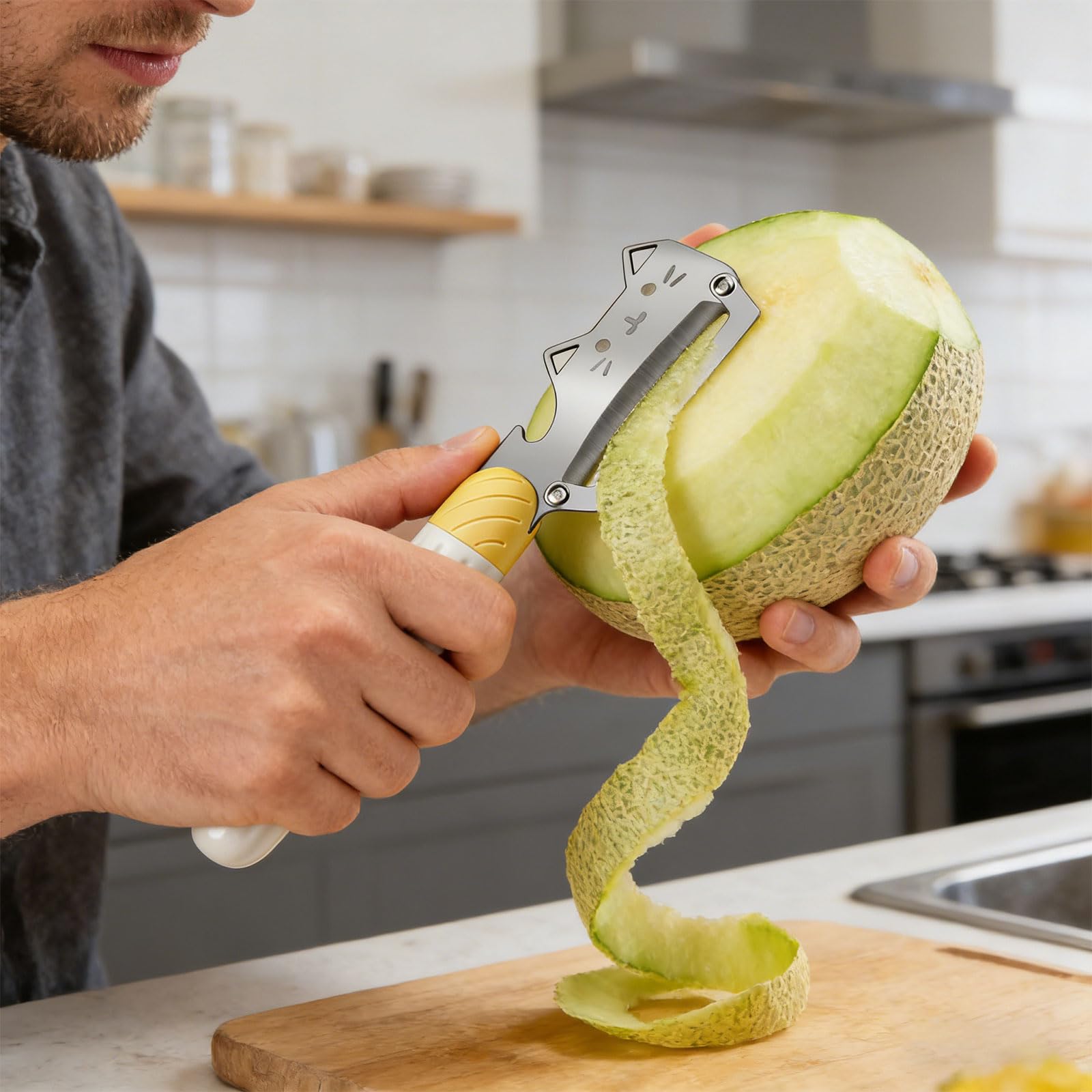Gemüseschäler 3-in-1-Multifunktion - Scharfe Klinge, eingebauter Flaschenöffner & Massivholzgriff zum Schälen, Schneiden von Obst und Gemüse, Küchenwerkzeug, einfach zu bedienen