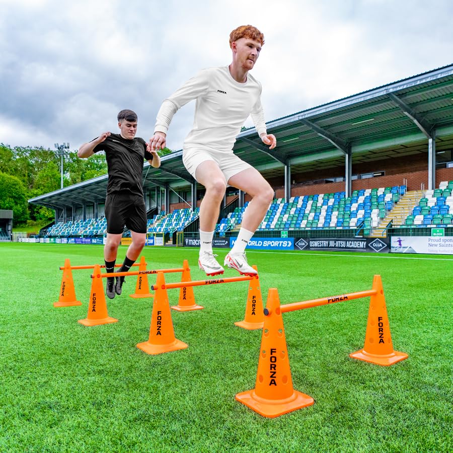 FORZA Coni da Allenamento 51 cm | Set Formazione da 4 o 8 | Ostacoli Allenamento Calcio Alta visibilità, Allenamento Agilità, velocità – 4 Colori
