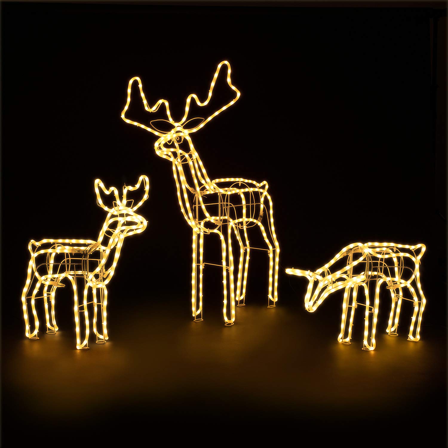 Christow Light Up Reindeer Family Outdoor Christmas Decoration, Energy Efficient LED Rope Light, Freestanding Silhouette, Mains Operated (3pc Set)