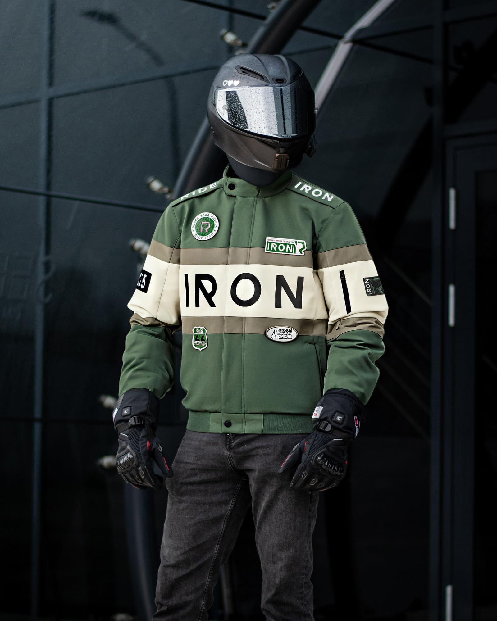 RIDEIRON Chaqueta Moto Hombre con Protecciones CE – Chaqueta Motociclista 4 Estaciones con Forro Térmico Extraíble, Transpirable y Resistente, Diseño con Bordados y Gran Estampado M-XXL
