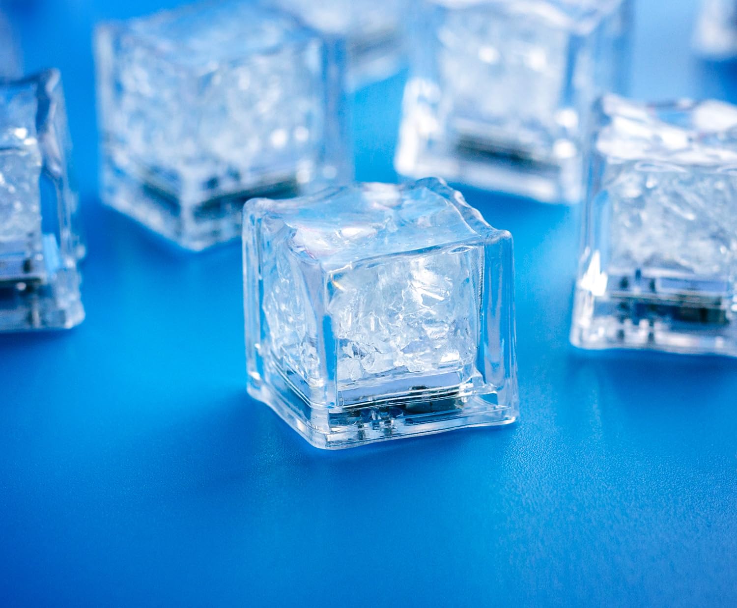 12 cubitos de hielo LED – luminosos intermitentes para bebidas, impermeables y reutilizables, decoración para fiestas, bares, bodas, champán, whisky y cócteles