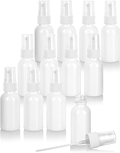 JUVITUS Botella redonda Boston de vidrio blanco brillante de 1 oz / 1.0 fl oz con espray blanco fino de niebla blanca (paquete de 12)