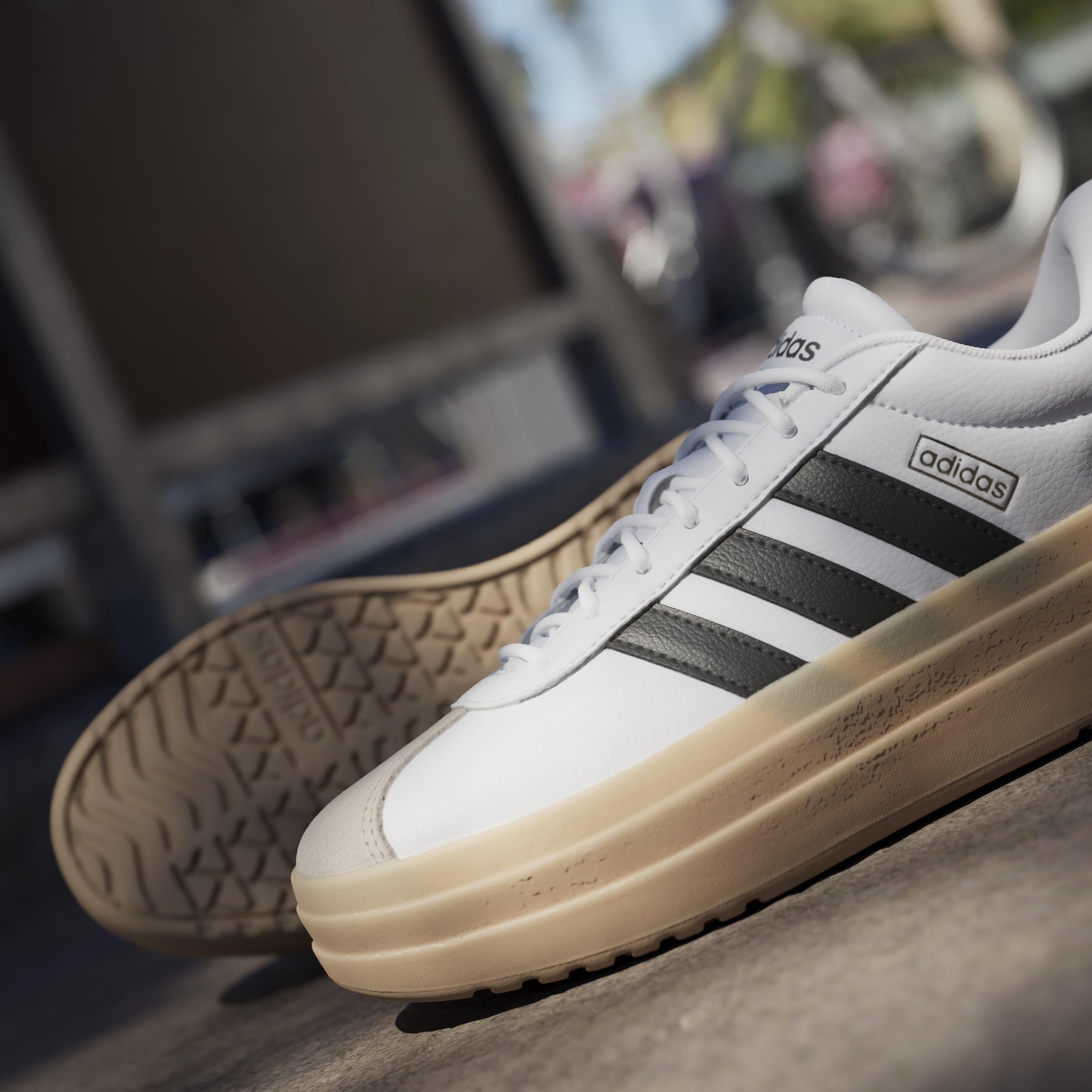 adidas Women Scarpe VL Court Bold