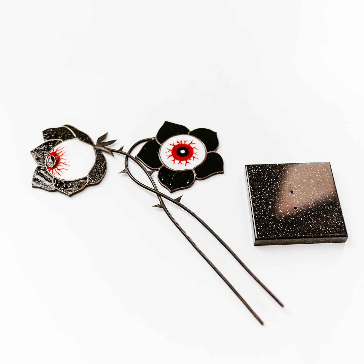Stained Glass Halloween Eyeball Flower Suncatcher - Modern Halloween Decor for Home & Garden, Hallowen Ornament, Creepy and Gothic Decor, Size: 6.2 inch x 10.2 inch.