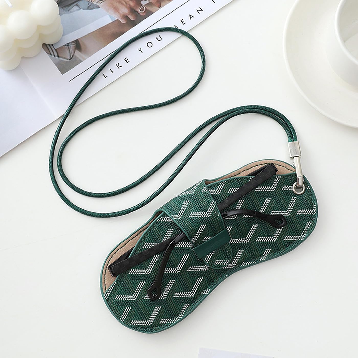 kytasryl Portable Sunglasses Bag,Slim Sunglasses case holder,Travel Sunglass case with Lanyard,Eyeglass Pouch Bag For Purse