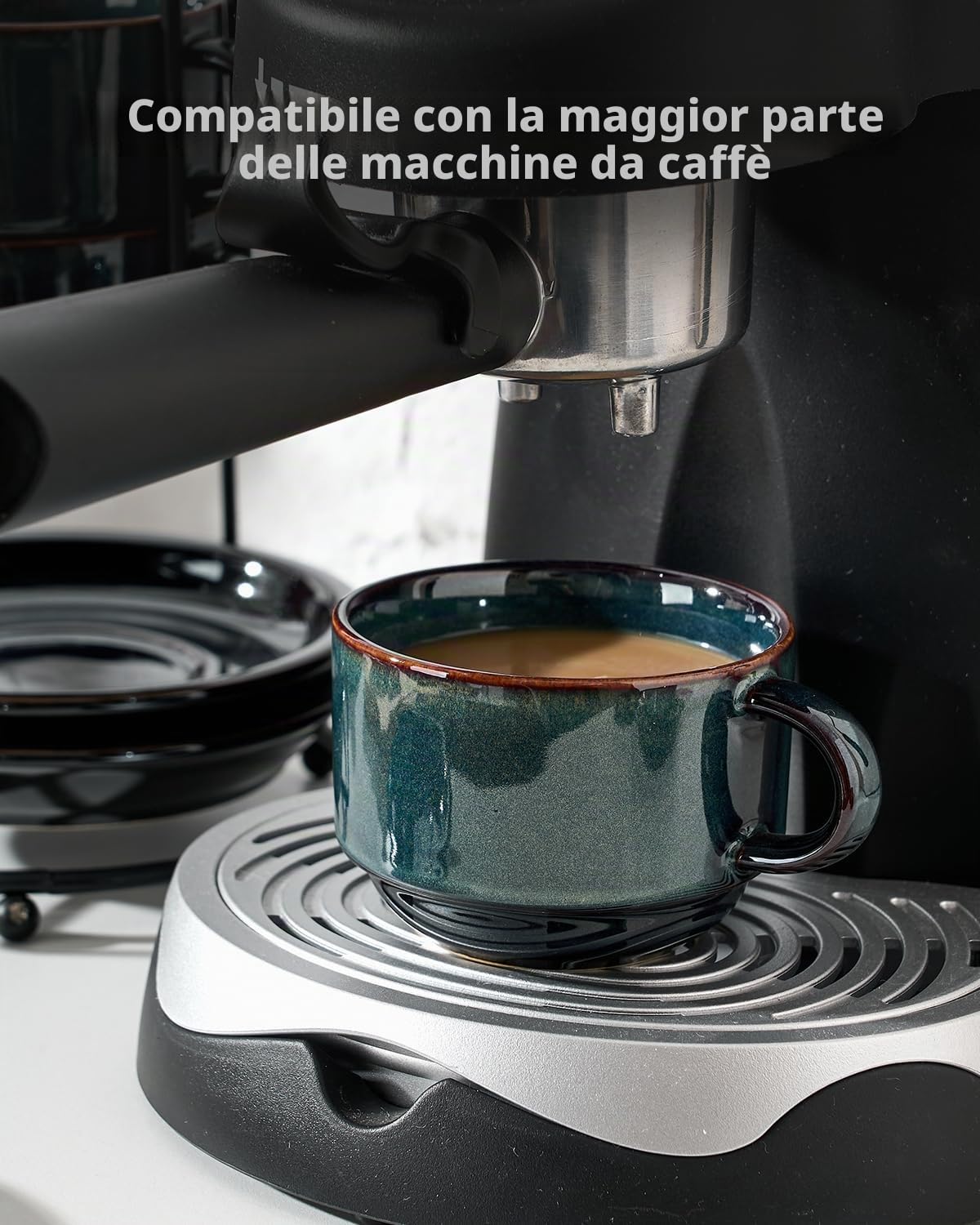 HOME DECOR Set di tazzine da espresso, con processo di smaltatura reattiva, 4 tazze da caffè da 140 ml, con piattino e supporto, eleganti tazze in ceramica per espresso, caffè e latte, verde scuro