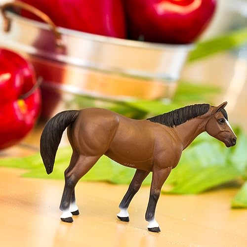 Miniatura 2 de Safari Ltd. American Quarter Horse Gelding Figurine - Figura de modelo realista de 5 pulgadas, juguete educativo para niños, niñas y niños a partir