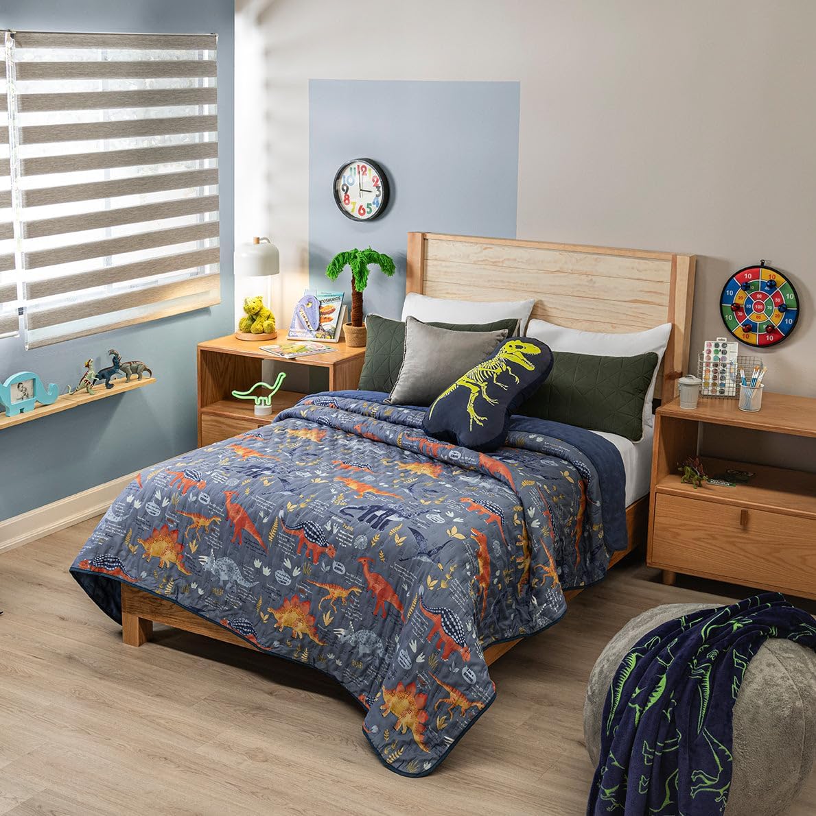 Prehistoric Paradise Jurassic-Themed Bliss Full XL/Queen Size Reversible Comforter