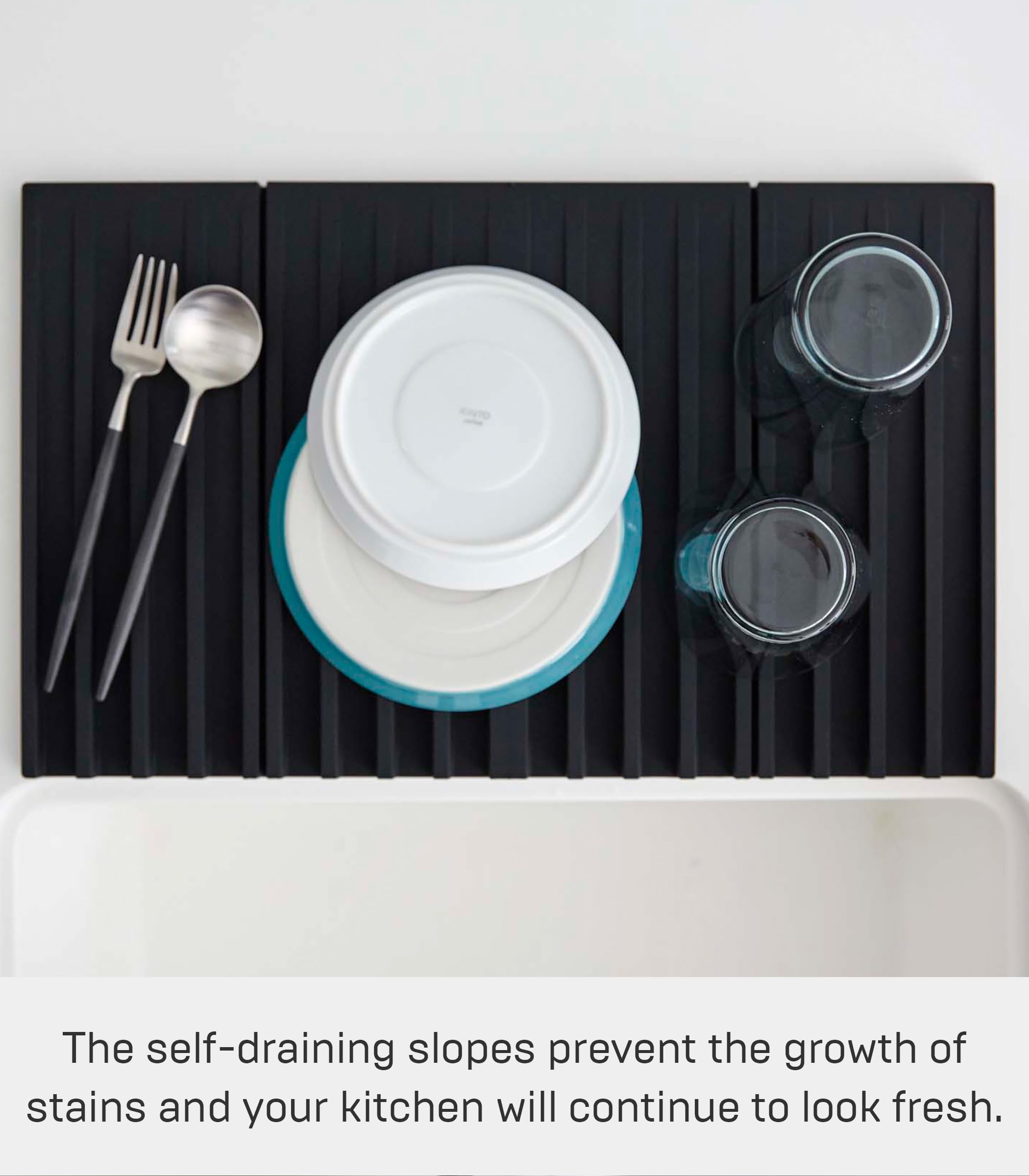 YAMAZAKI 3835-P Home - Scolapiatti pieghevole da cucina, in silicone, nero