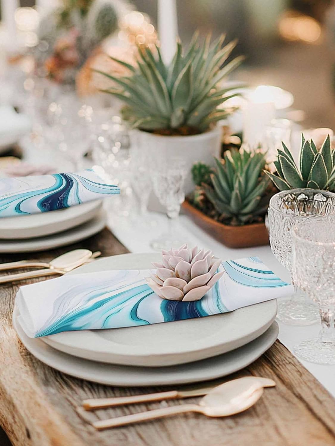 Abstract Water Ripple Cloth Napkins Set of 8, Blue Gradient Reusable Dinner Napkins Cloth Modern Ocean Washable Dinner Towel for Wedding Party Kitchen Table Decoration, 20x20 Inch