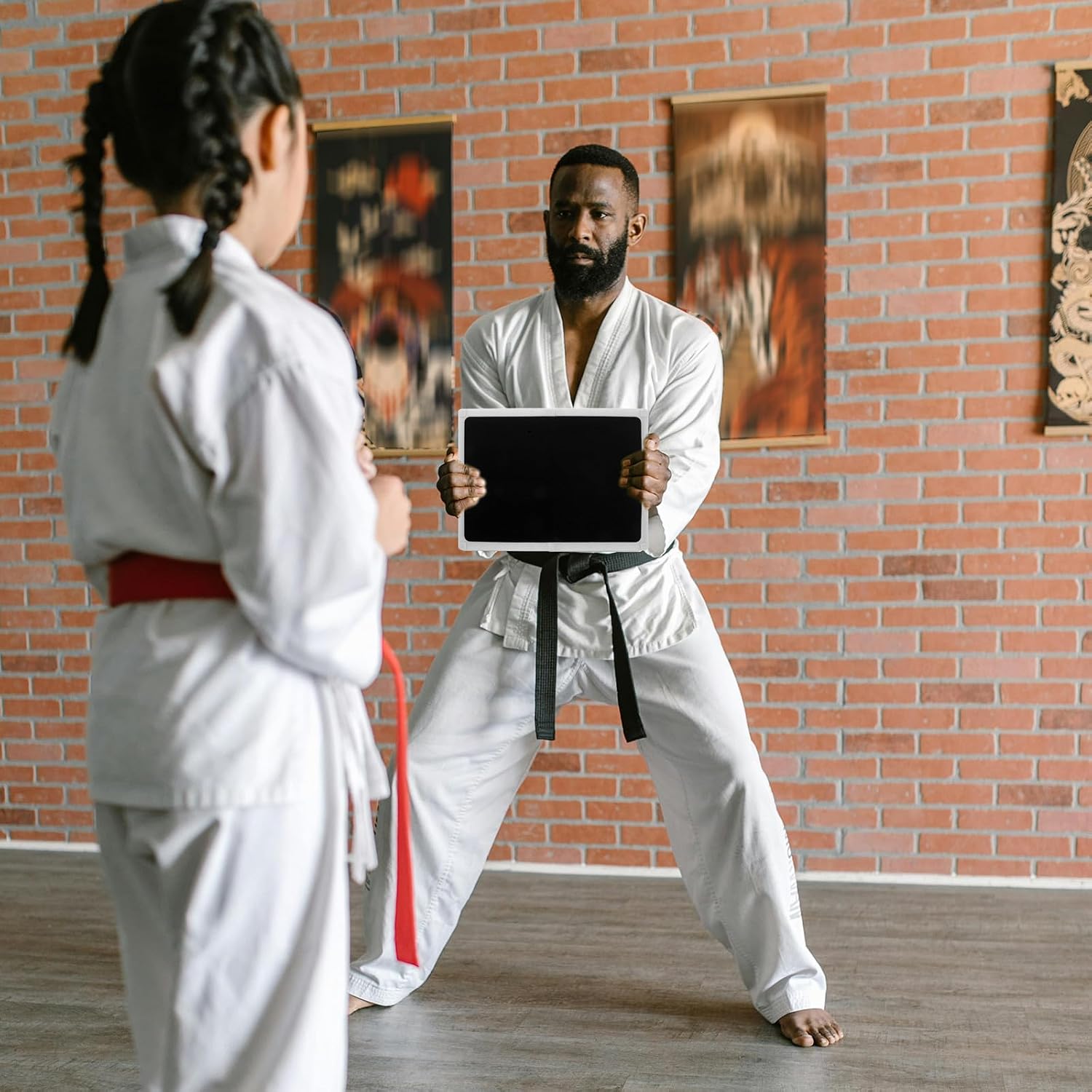 DOITOOL Reusable Taekwondo Breaking Board with Safety Protection and Sturdy Abs Eva Material, for Martial Arts Training and Kickboxing Practice, Black Color Target Board