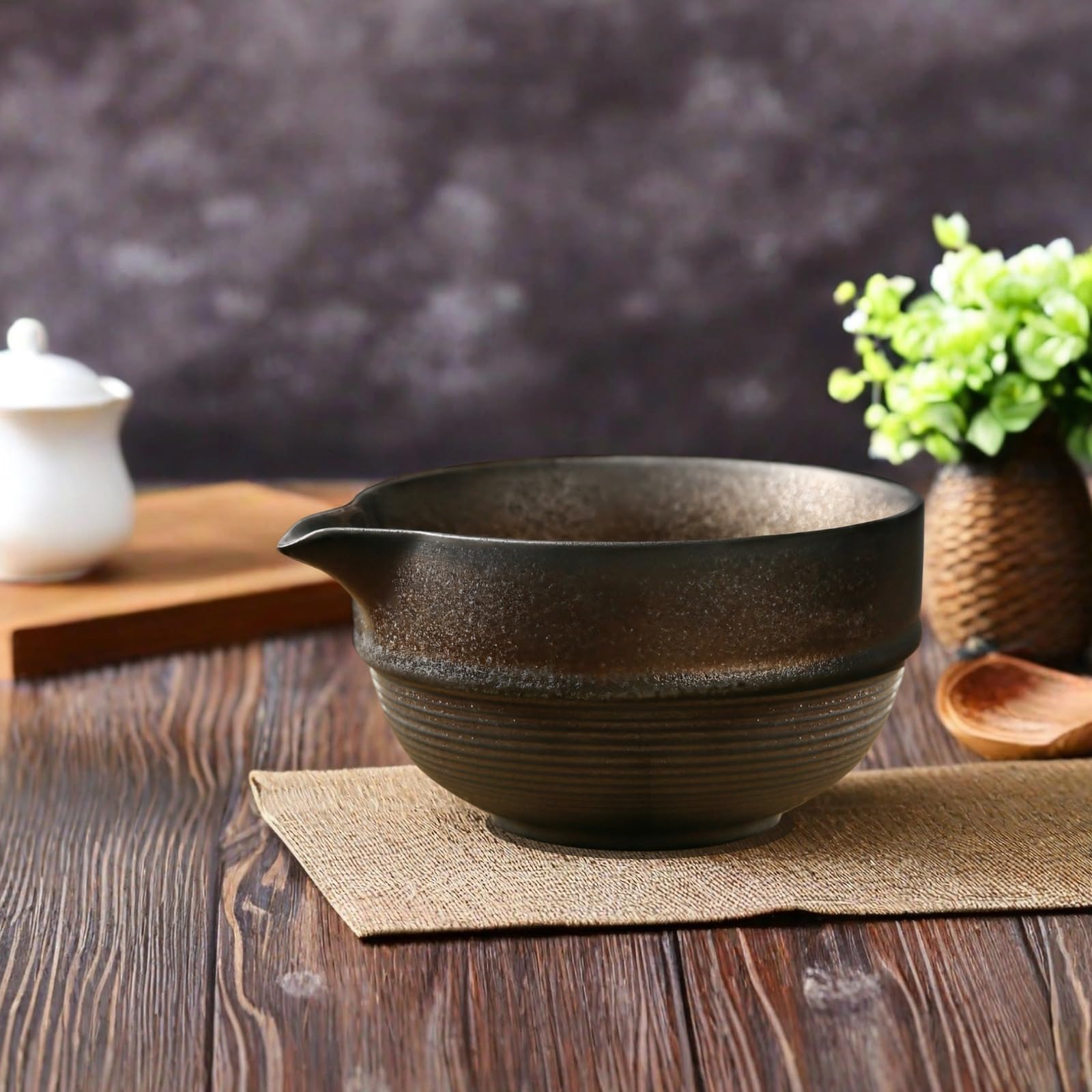 Tradizionale ciotola giapponese fatta a mano per tè Matcha, in ceramica con struttura ondulata, gres rustico per tè verde
