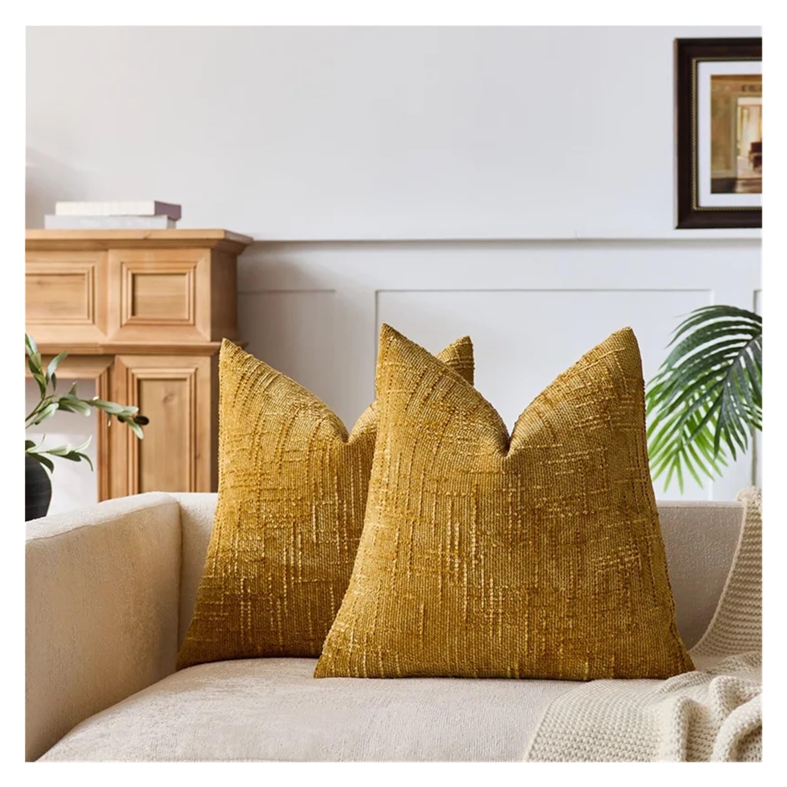 Housse de coussin en chenille 60x60cm jaune : finis les coussins rêches et sans style