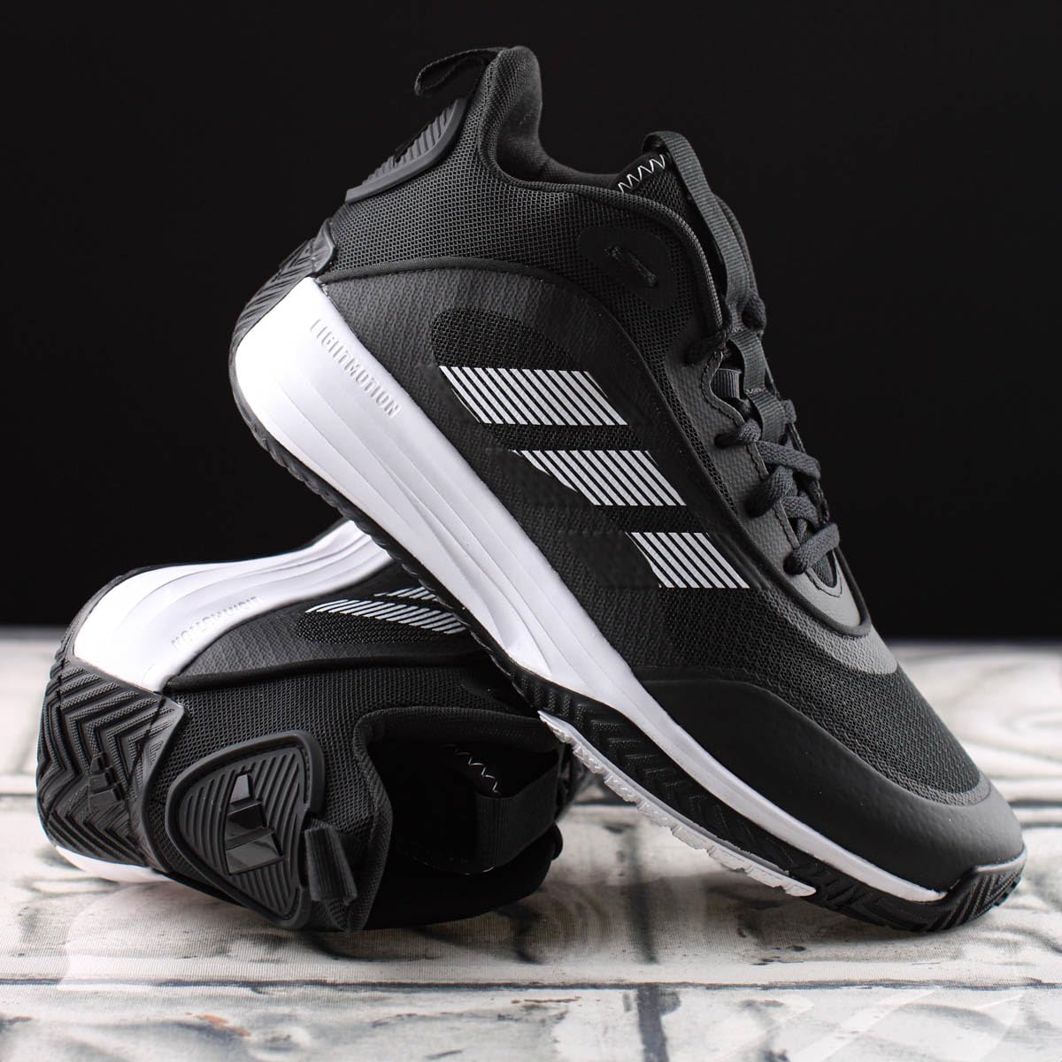 adidas Herren Own The Game 3 Shoes – Bild 2