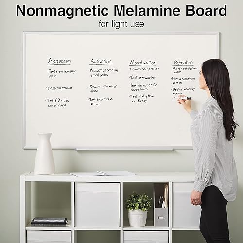 Miniatura 3 de Staples Pizarra blanca de melamina duradera estándar, marco de aluminio, 5 pies x 3 pies, 2 paquetes (5267628326 Vs)
