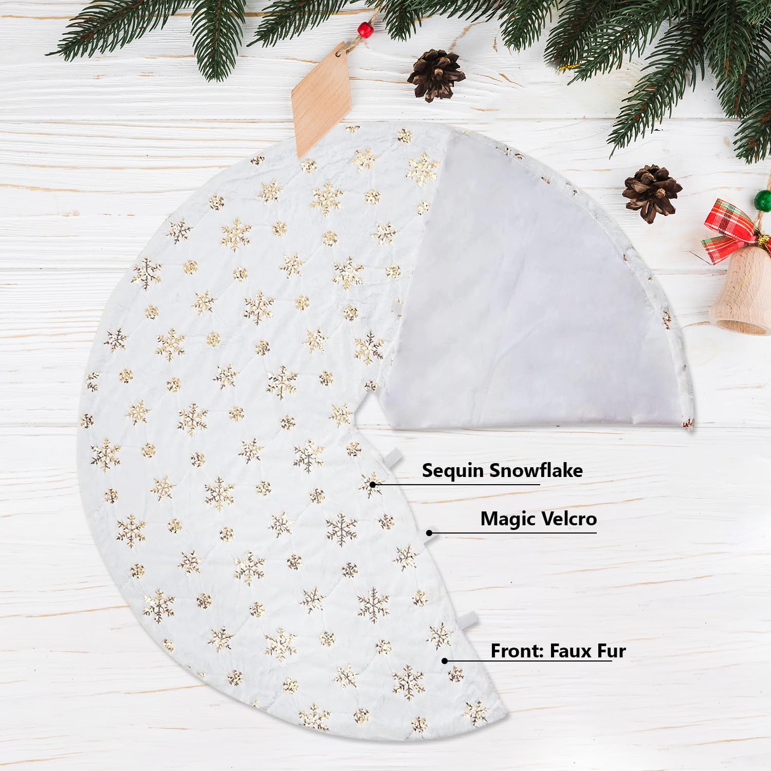 WedDecor Christmas tree skirt in grey and white velvet - Image 2