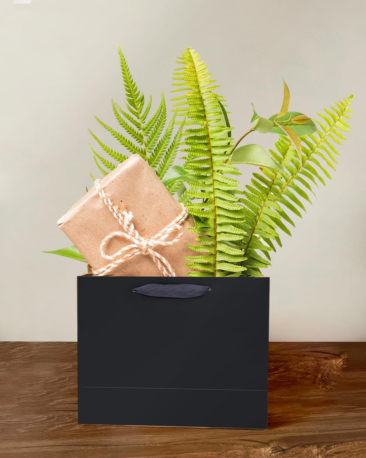 qiqee 48PCS Black Medium Gift Wide Bags with Tissue Paper Handles 7.7"x9.6"x4.3" Medium Size Present Party Favor （48pcs Bags,Tissue Paper ）