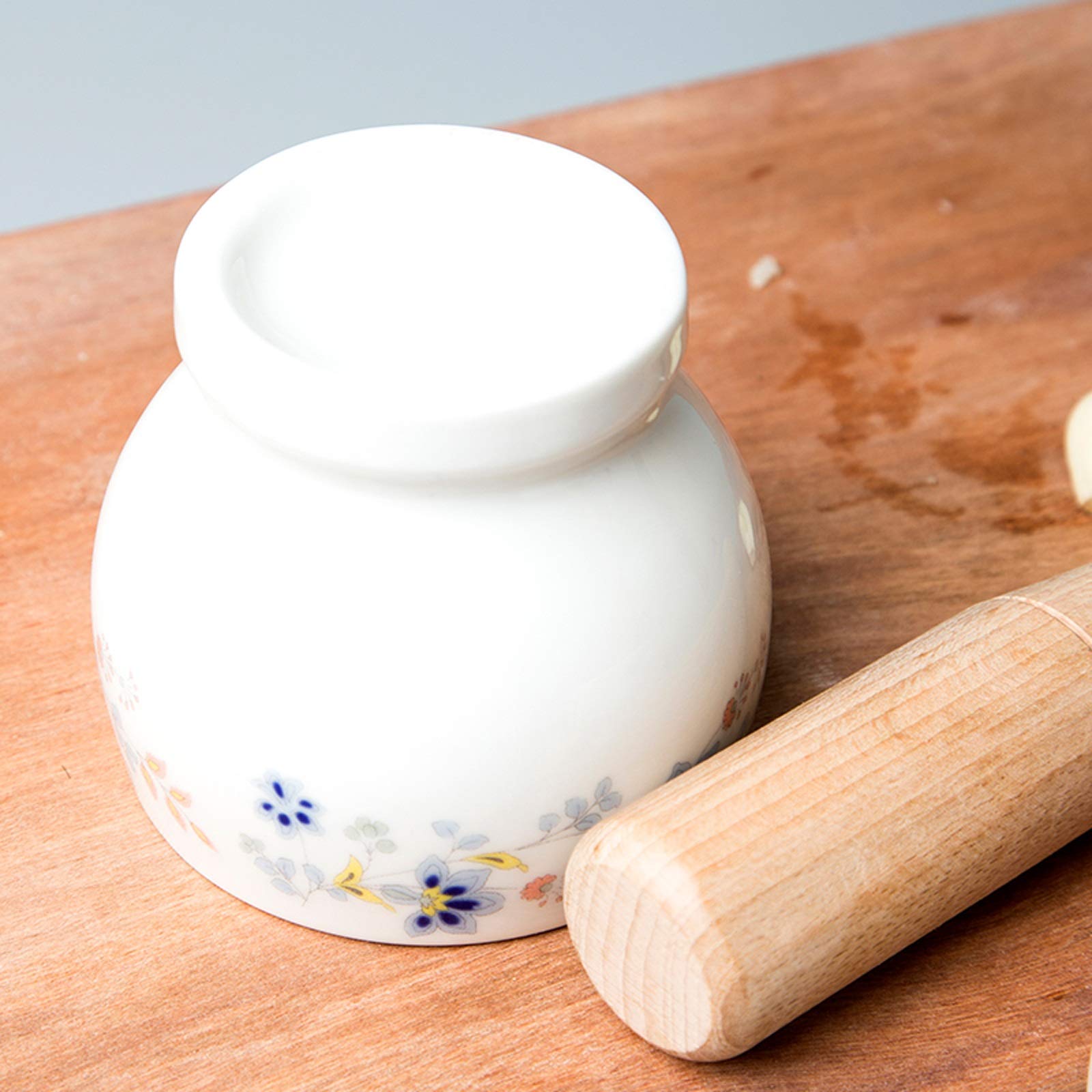 ArinkO Kitchen Essential: Porcelanowy moździerz i tłuczek do ziół, przypraw i nie tylko