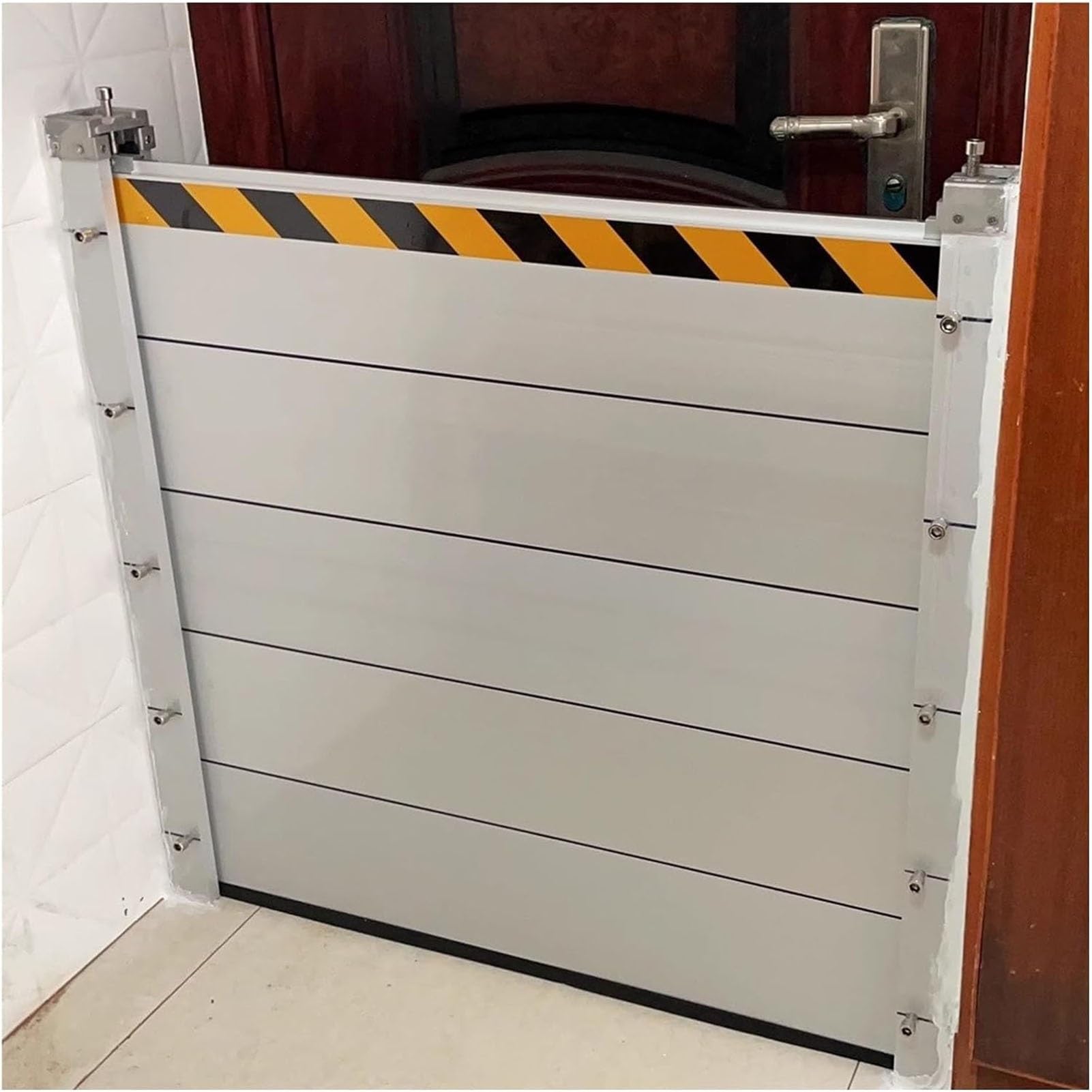 Barrera antiagua de aluminio de 60 cm para proteger el garaje de la lluvia