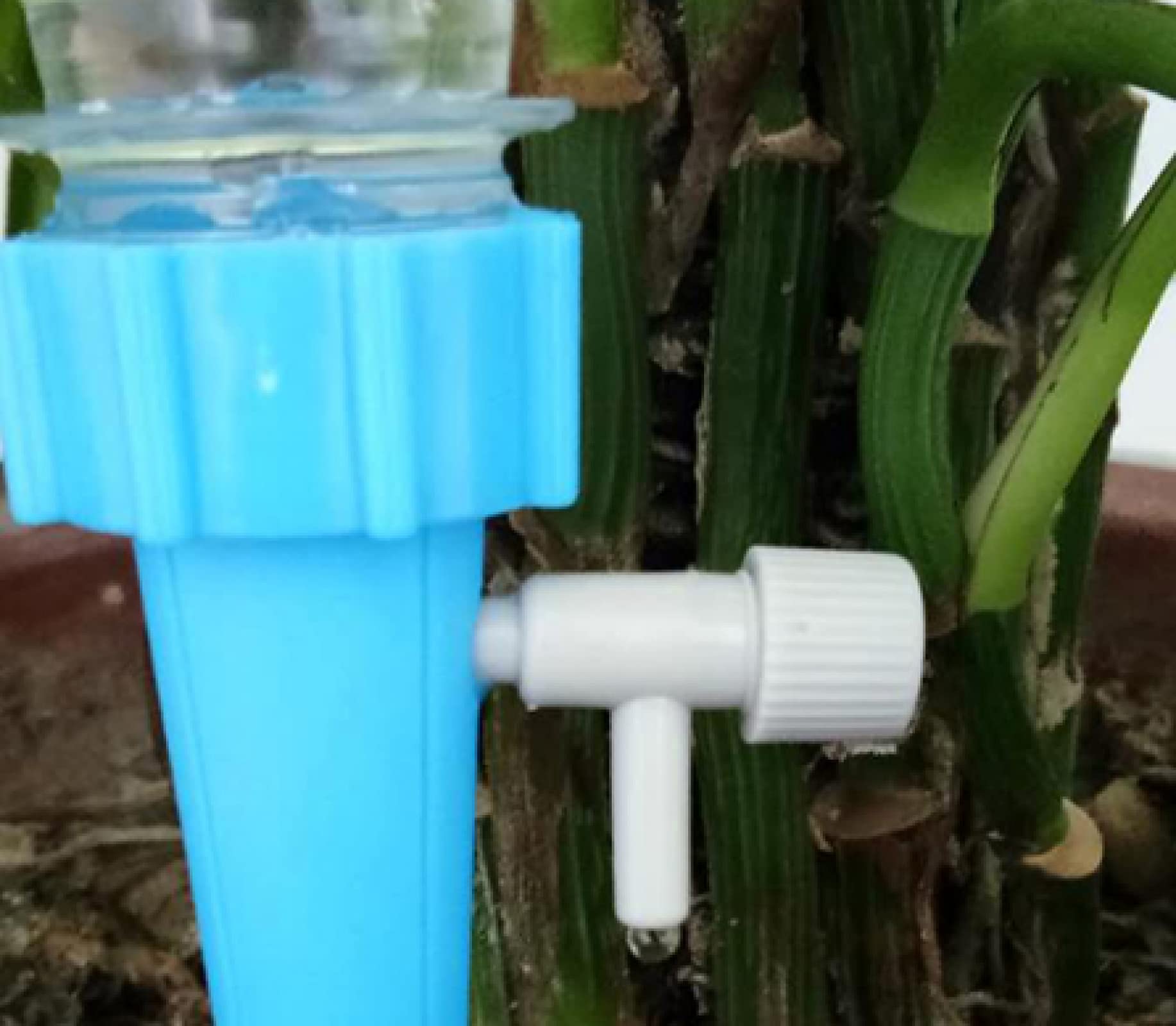 Pflanzenbewässerungsgerät, 12 Stück, einstellbare Tropfbewässerung, Pflanzenwasserspender, automatisches Bewässerungstropfer-Gerätesystem for den Innenbereich, Haushalt, 12 Stück, zufällig