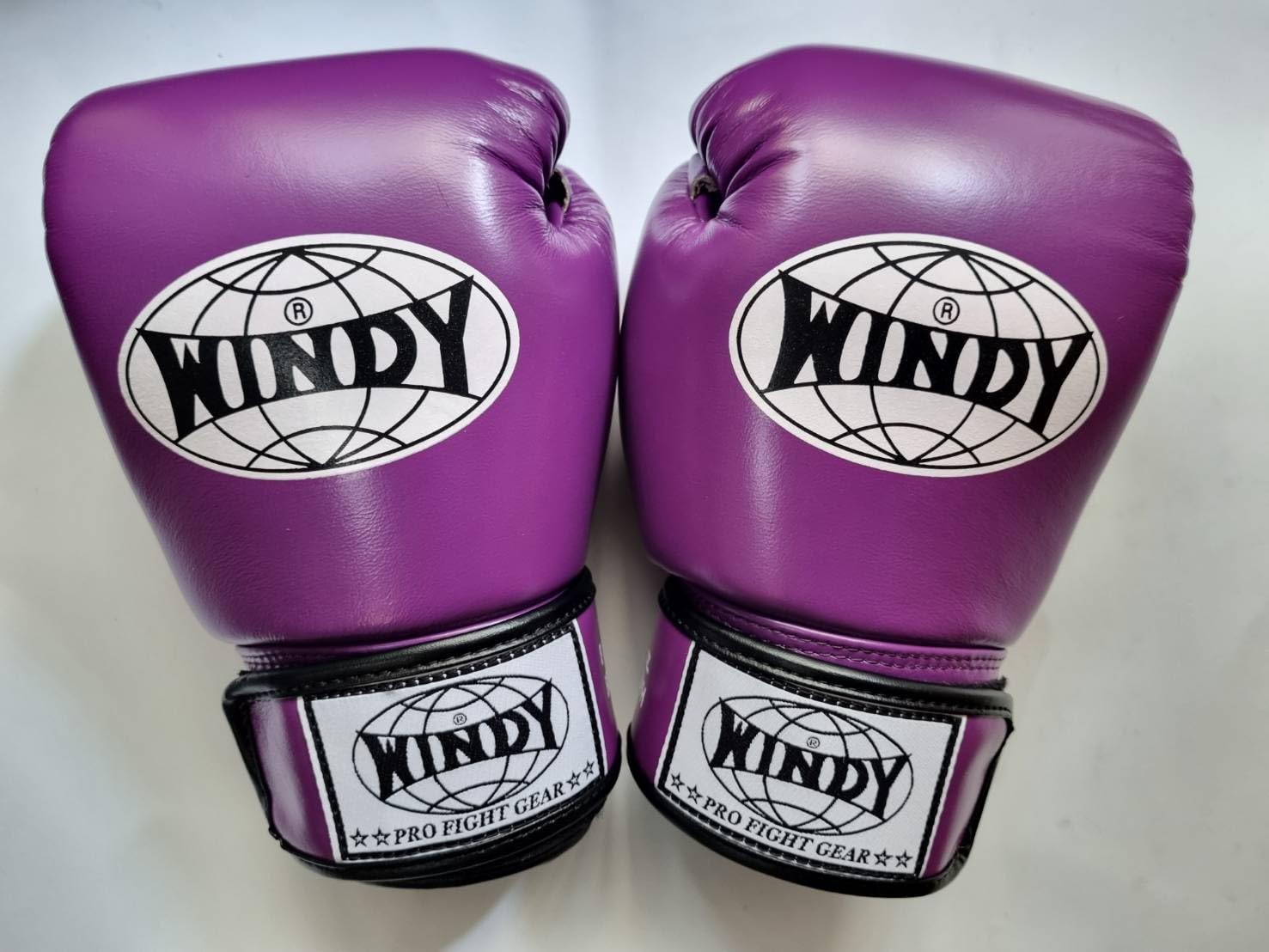 美品 WINDY ボクシンググローブ 10オンス BGVH ウィンディ Amazon.co.jp: ウィンディ WINDY BGVH ボクシンググローブ 色