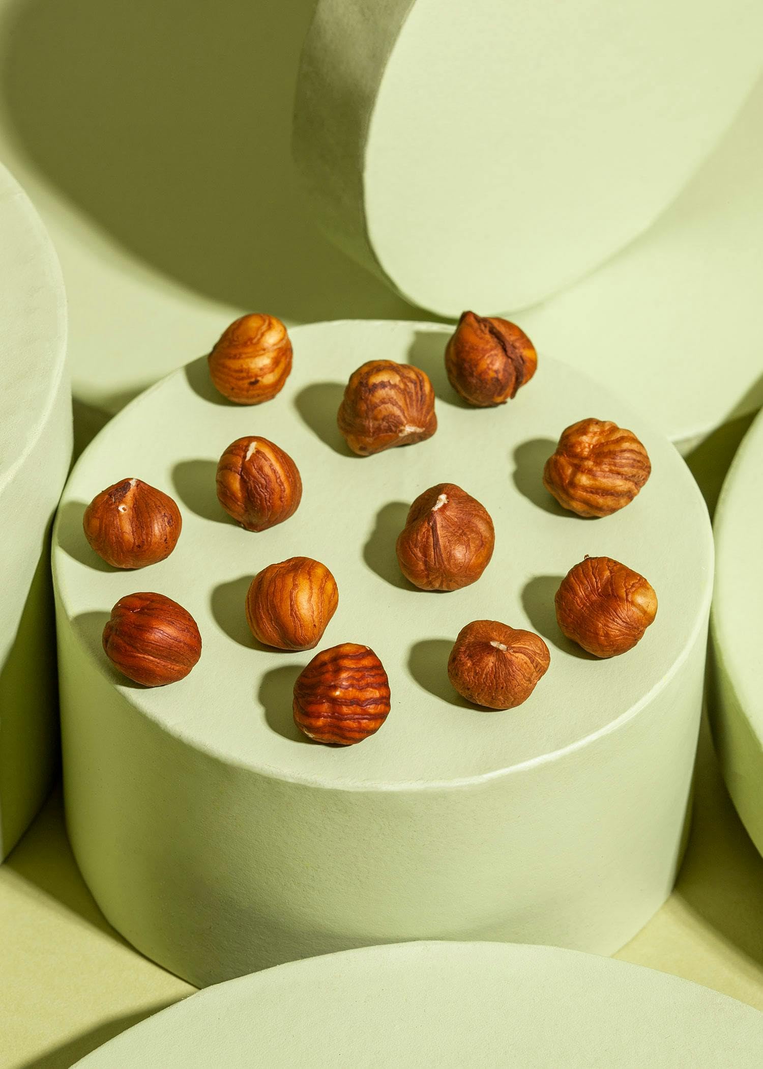 KoRo - Haselnusskerne 1 kg - Extra große Nüsse ohne Schale und ohne Zusätze mit aromatischem Eigengeschmack perfekt im Müsli oder zum Backen
