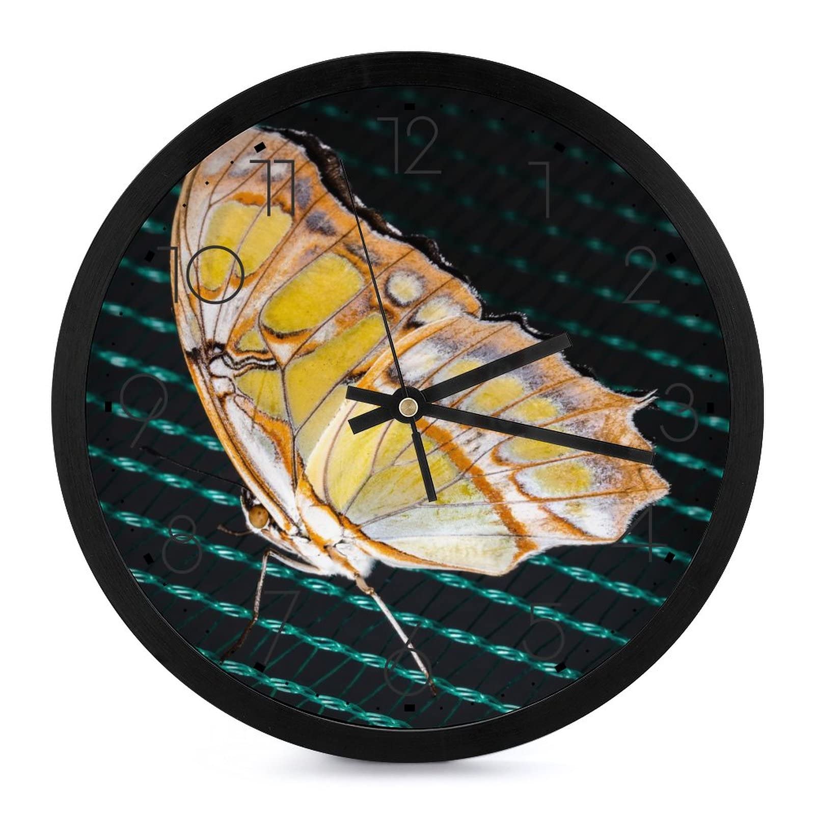 Horloge murale papillon lisible de loin avec ses grands chiffres ronds