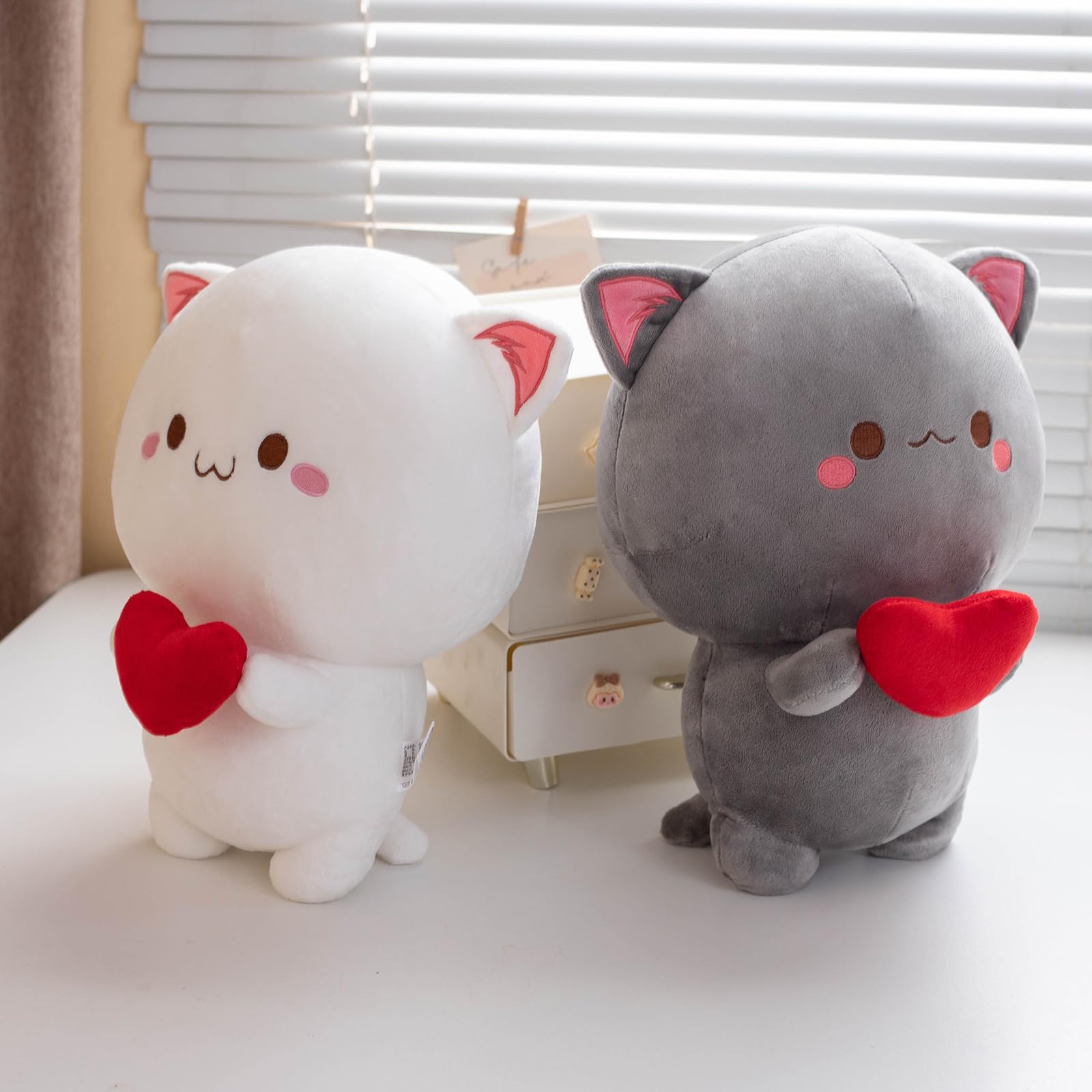 Alwoligag Cute Cat Plush Toy, Super Soft White Cat Plush Toy, Plush Cat Stuffed Animals, Valentine's Day Birthday Gift, Sweet Romantic Cute Cat Plush Toy(13.9 inch): White 13.9 inch