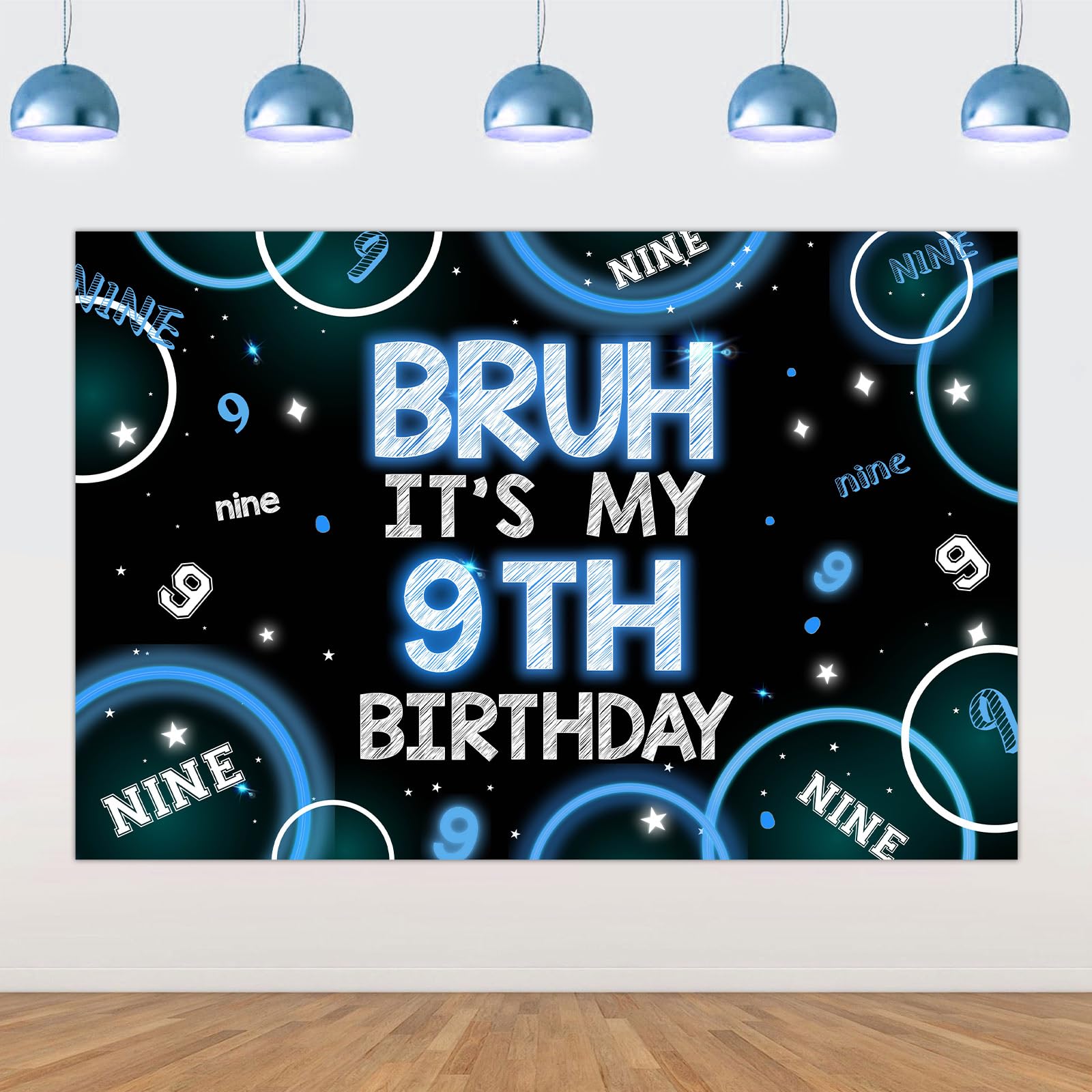 Arrière plan anniversaire 9 ans pour cacher un mur et décorer