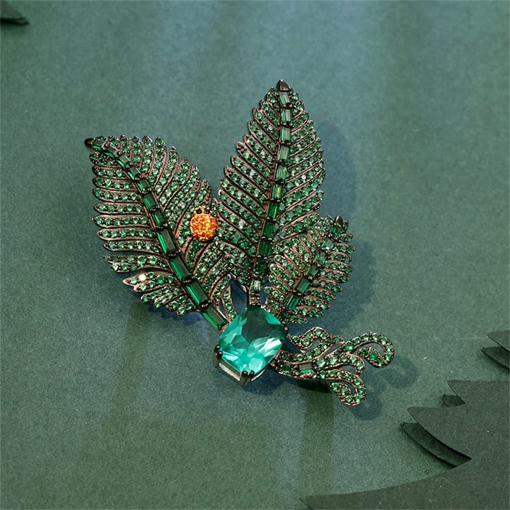 Crystal Corsage Delikate Brosche weiblicher Anzug Accessory Rock Dekoration Schalschnalle Accessoire