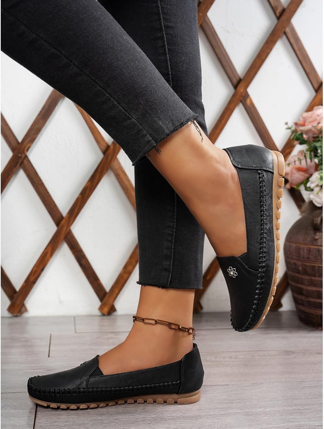 Orthopedic Shoes for Women Leather Loafers Women Casual Slip-On Flats Comfort Walking Shoes Fashion Lightweight Outdoor Business Stitched Loafers with Flower 2026 - Image 3
