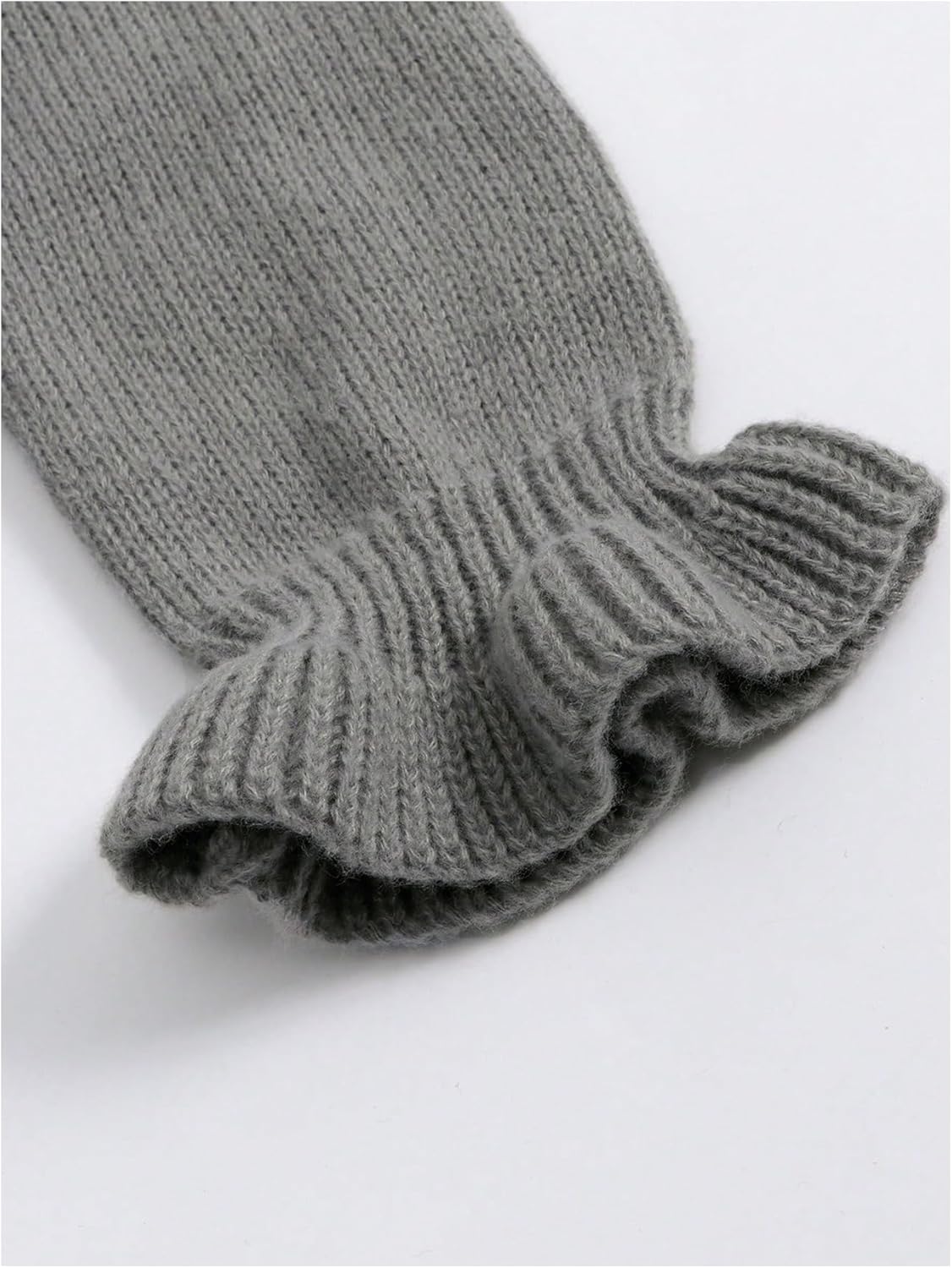 MakeMeChic Women's Long Sleeve Ruffle Sweaters V Neck Lightweight Knit Pullover Sweater Tops - Image 4