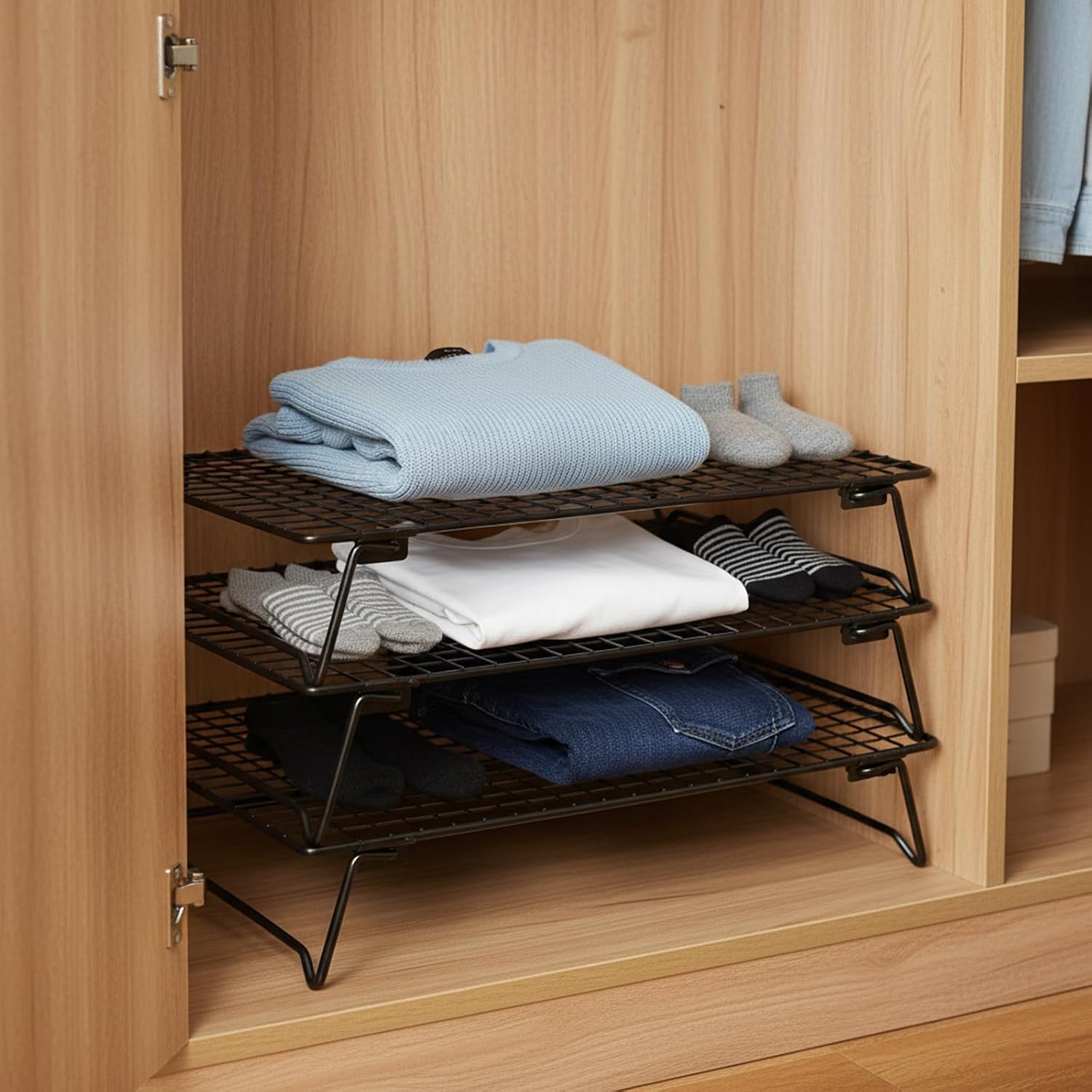3 Pcs Stackable Cooling Racks with Collapsible Legs, Tiered Cooling Racks with 50 Sheets Baking Paper, 11.81 x 7.87 Inches, Collapsible Ventilation Holder for Cookies, Cakes, Roasting, Drying