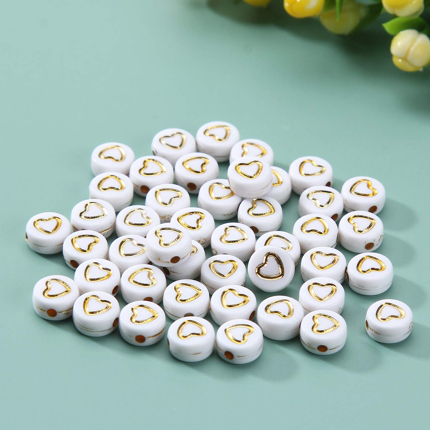 200pcs White Acrylic Heart Beads 7mm Flat Round Pony Disc Coin with Gold Hollow Heart Pattern Loose Spacer Beads for DIY Bracelet Jewelry Making - Image 4