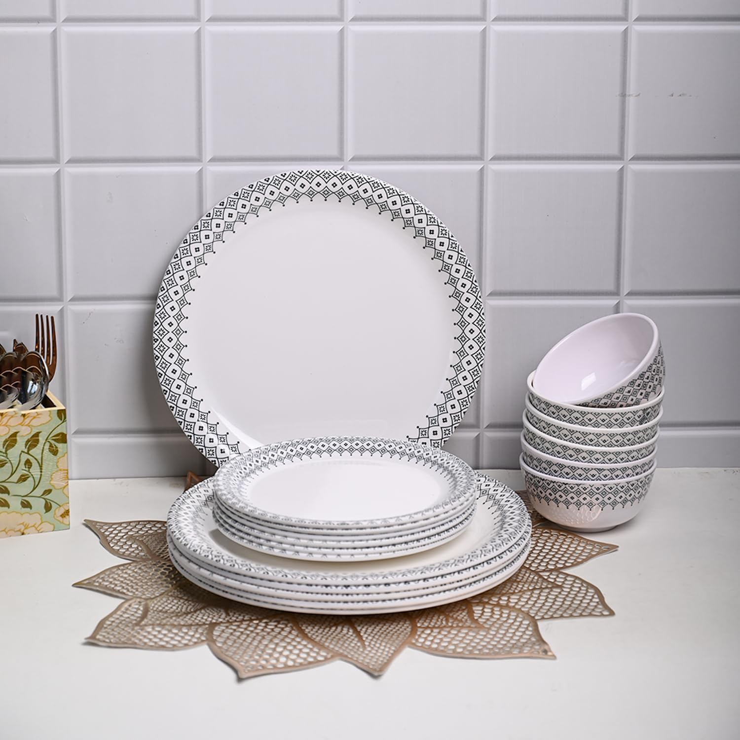 Market99 Morracone Melamine Dinner Set of 18 Pcs - 6 Full & 6 Quarter Plates + 6 Bowls | Microwave and Dishwasher Safe (B0CK53L2ND) Amazon Price History, Amazon Price Tracker