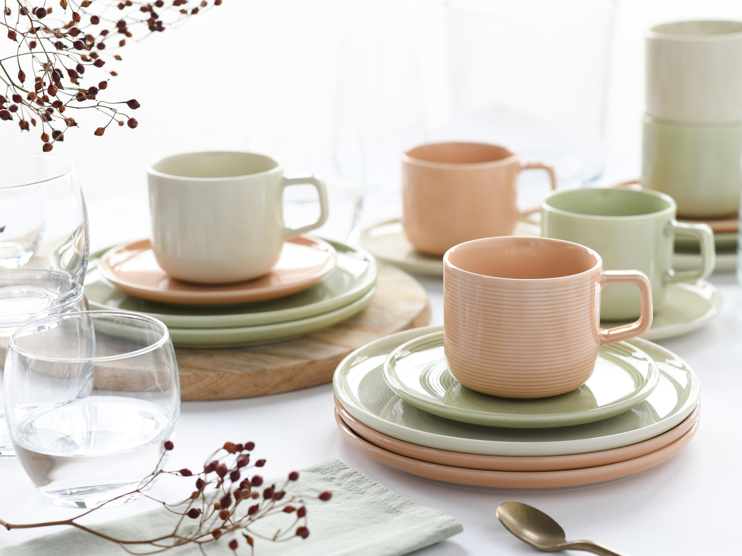 CreaTable, 25074, seria Session Romance, 18-częściowy zestaw naczyń dla 6 osób, porcelanowy serwis do kawy, nadaje się do mycia w zmywarce i używania w kuchence mikrofalowej, Made in Europe