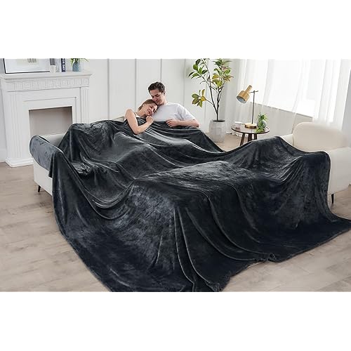 Commollis Oversized King Fleece Blanket 120x120 Inches, A whole Giant Huge seamless blanket for Families, Couples & Friends - Extra Large Big Soft Blanket - California King Warm Blanket 10x10