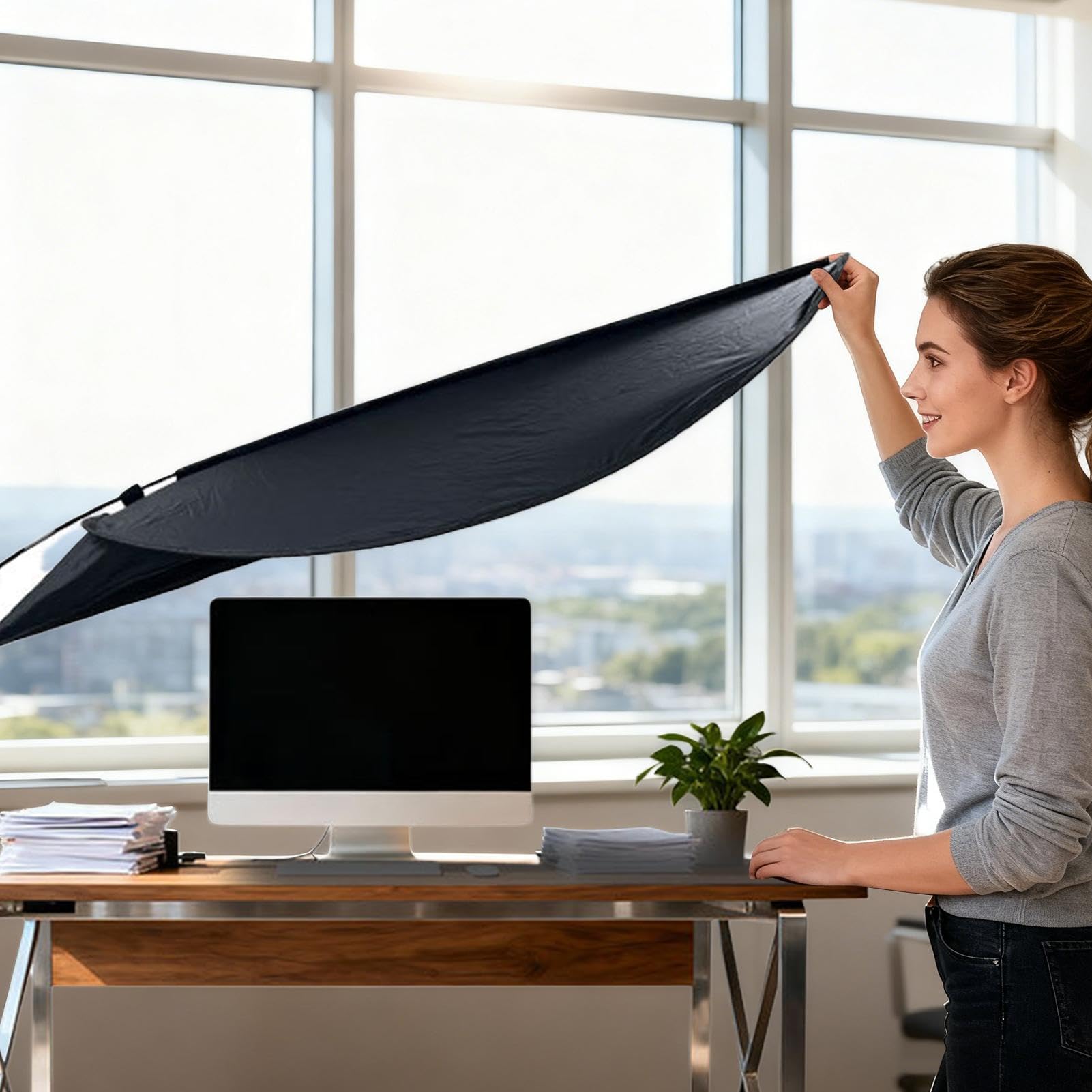 Abat-jour réglable avec protection anti-reflets, pare-soleil de bureau, auvent de bureau noir pour poste de travail, 156 x 96 cm, anti-UV avec support de serrage