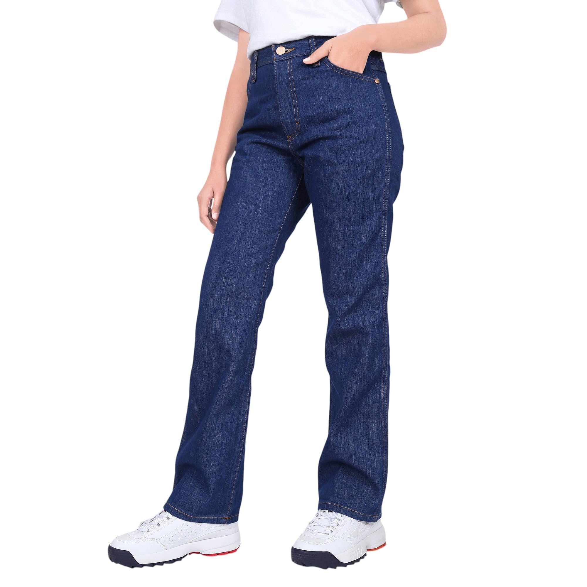 Wrangler Women Blue Wracher Regular Fit Mid Rise Jeans in blue