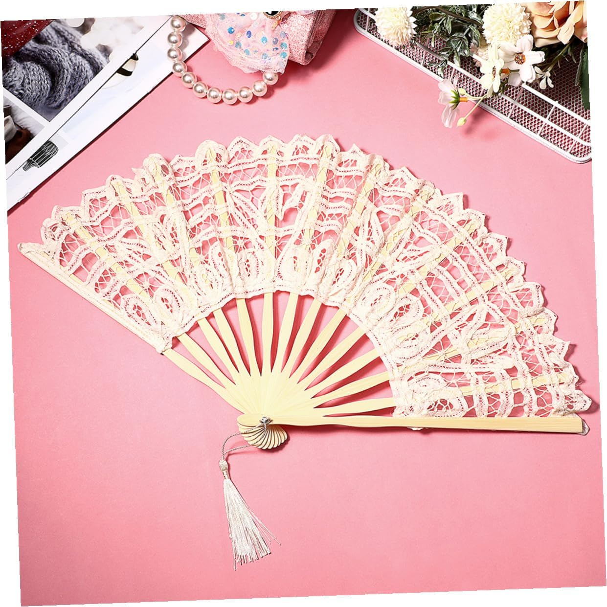 DOITOOL 2pcs Vintage Lace Handheld Folding Fans with Ribs 27cm, Portable Women’s Foldable Fans for Wedding Party and Dance Performance, Beige